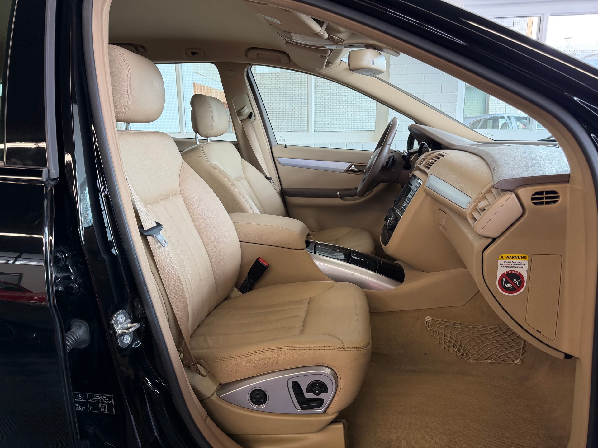 MERCEDES-BENZ R 300 (280) L 7G-Tronic-image-7