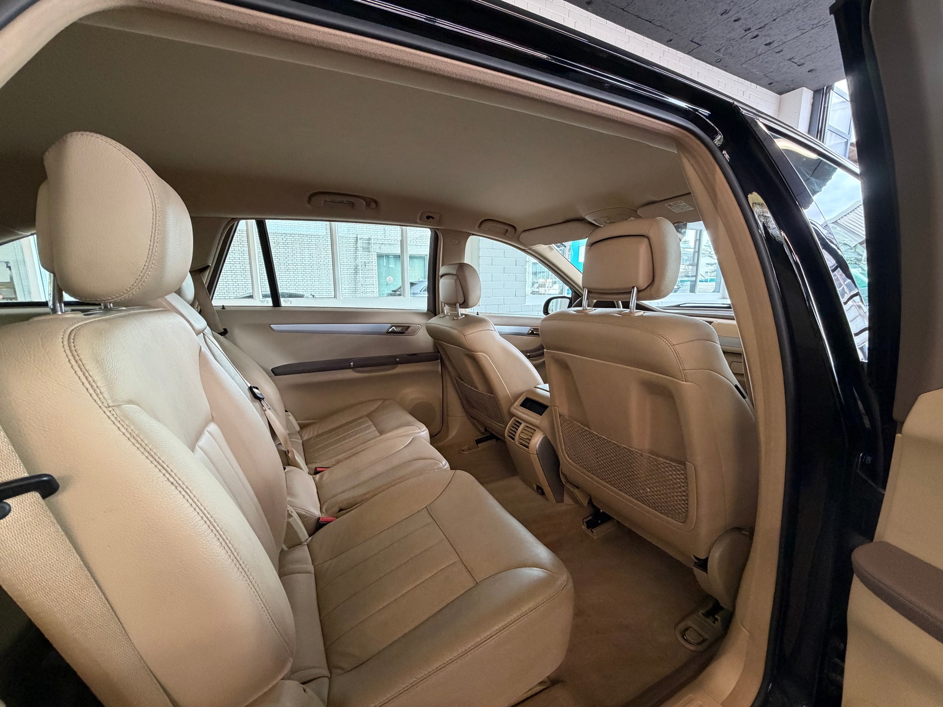 MERCEDES-BENZ R 300 (280) L 7G-Tronic-image-8