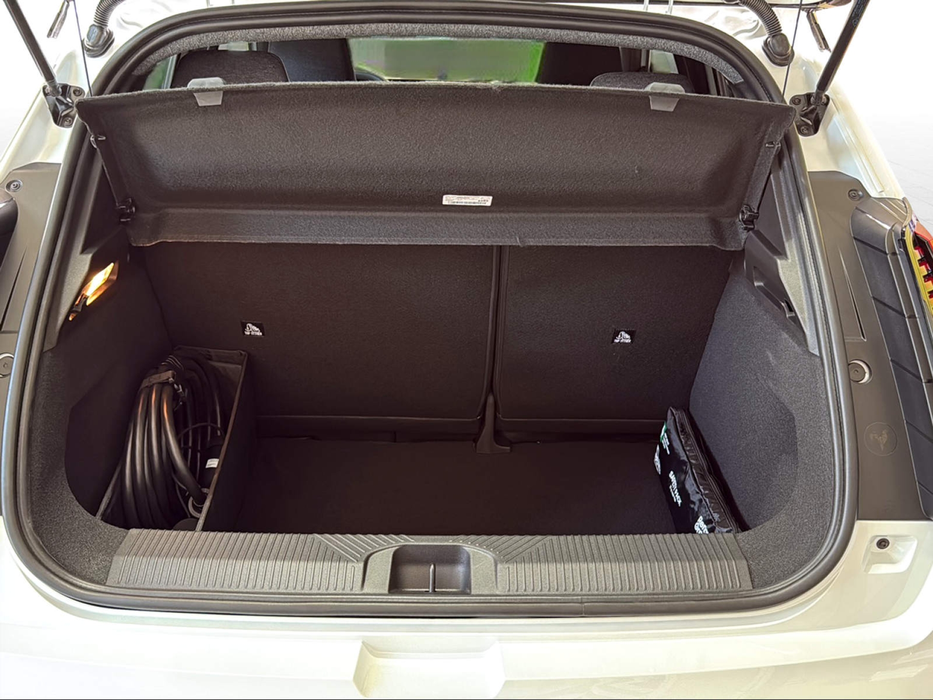 RENAULT R5 E-Tech Comfort Range techno-image-5