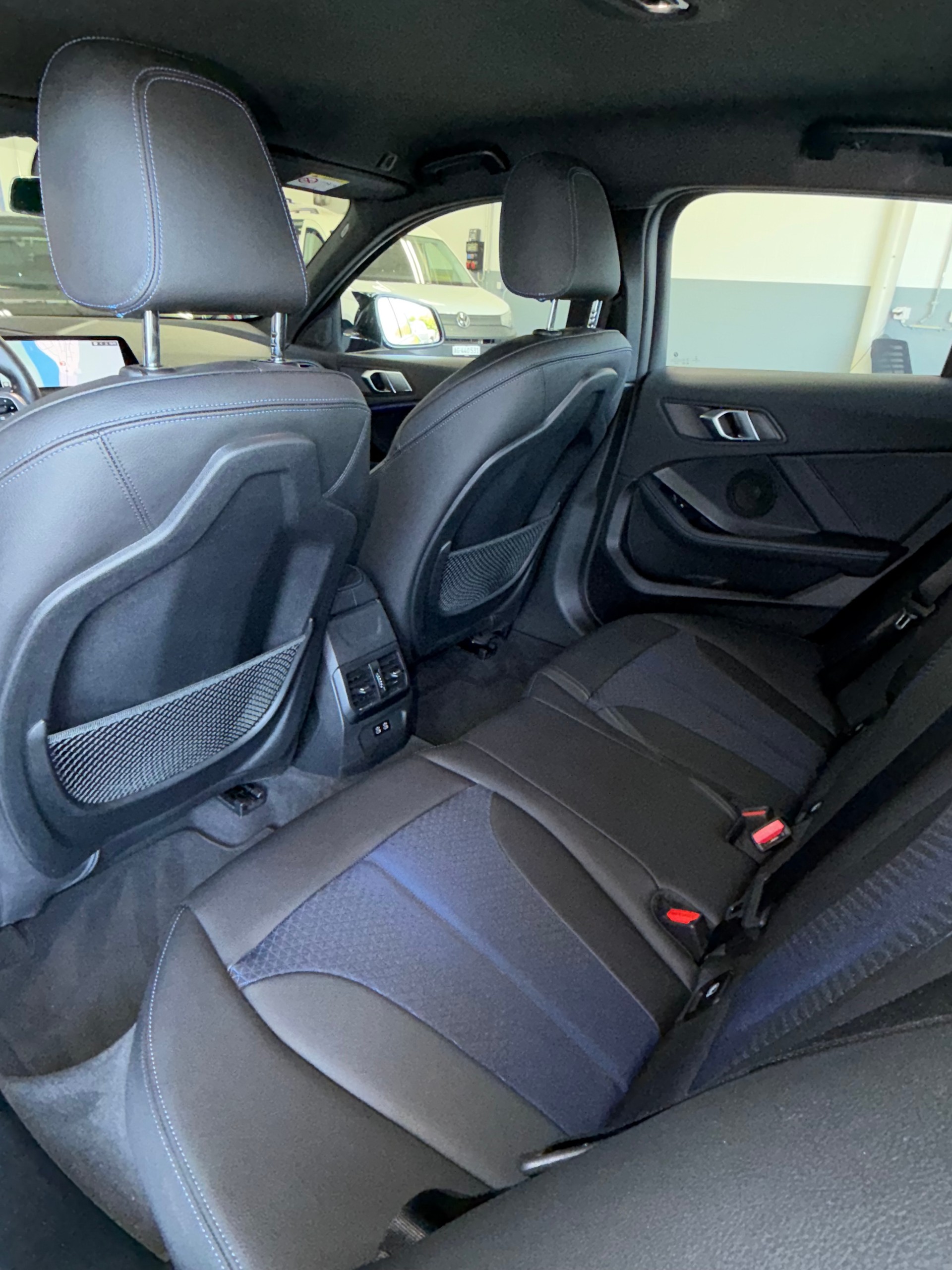 BMW M135i xDrive M Sport Pro Steptronic-image-14
