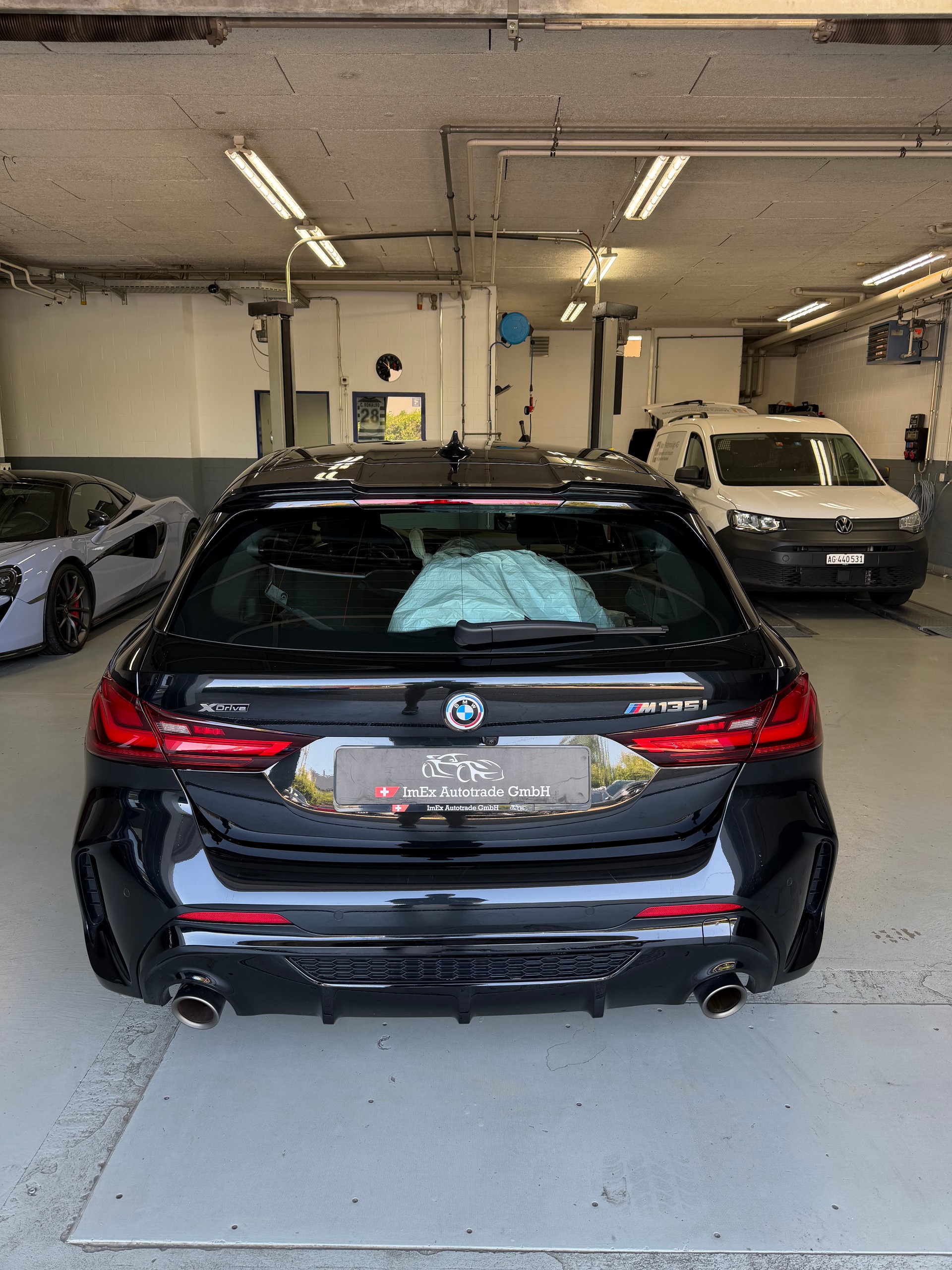 BMW M135i xDrive M Sport Pro Steptronic-image-5