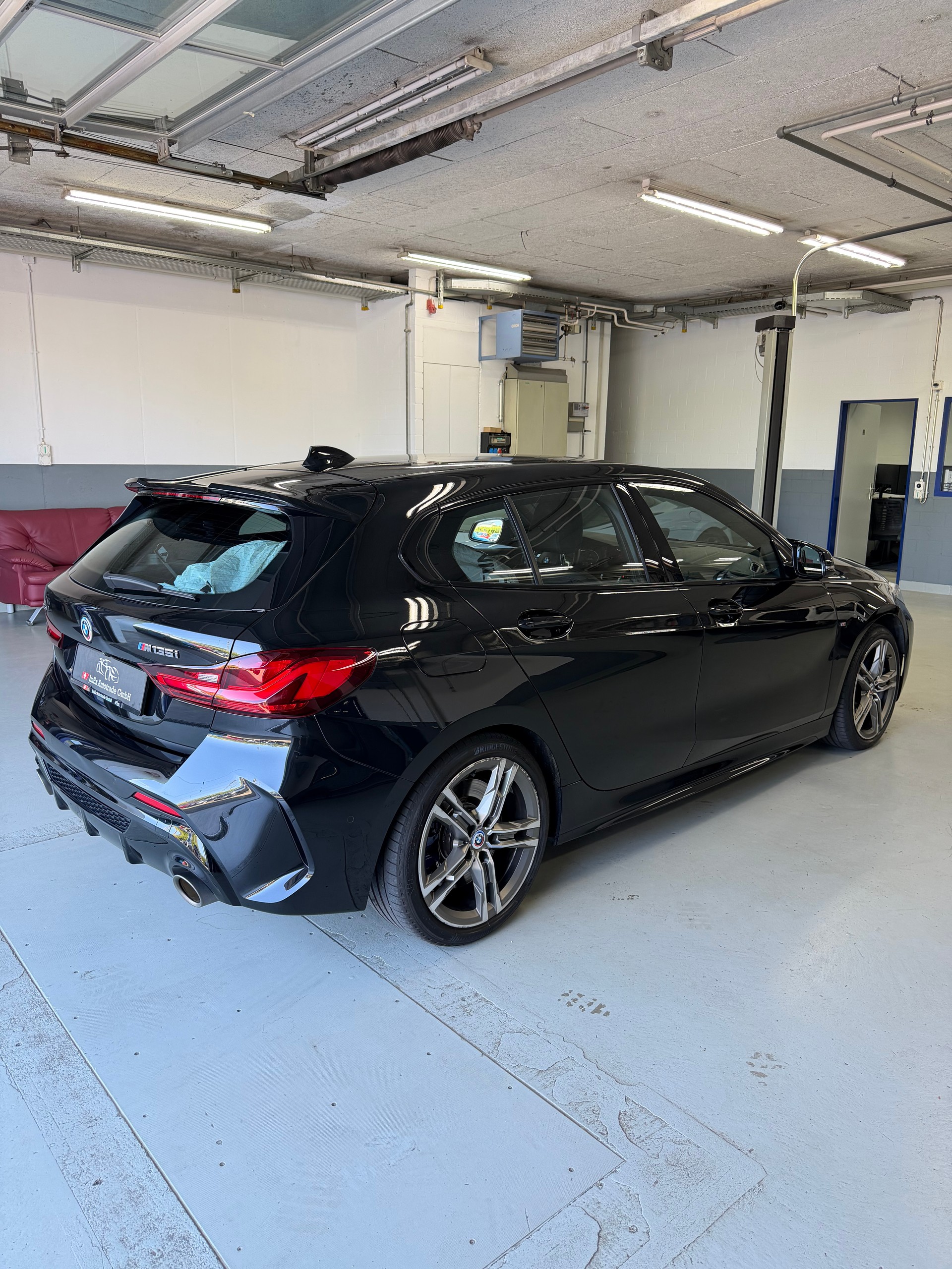 BMW M135i xDrive M Sport Pro Steptronic-image-4