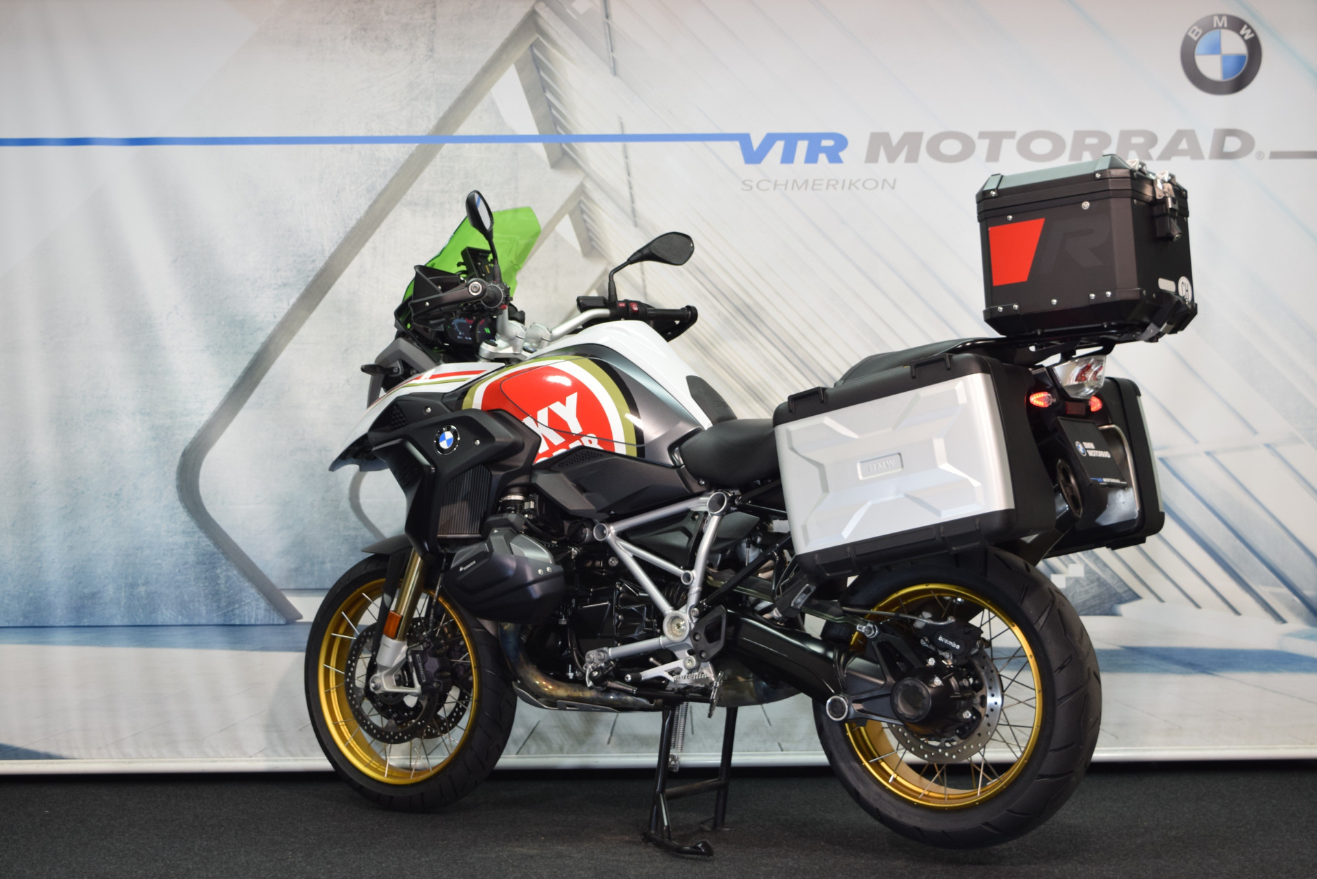 BMW R 1250 GS LUCKY STRIKE inkl. Seitenkoffer & Topcase-showroom-element-3