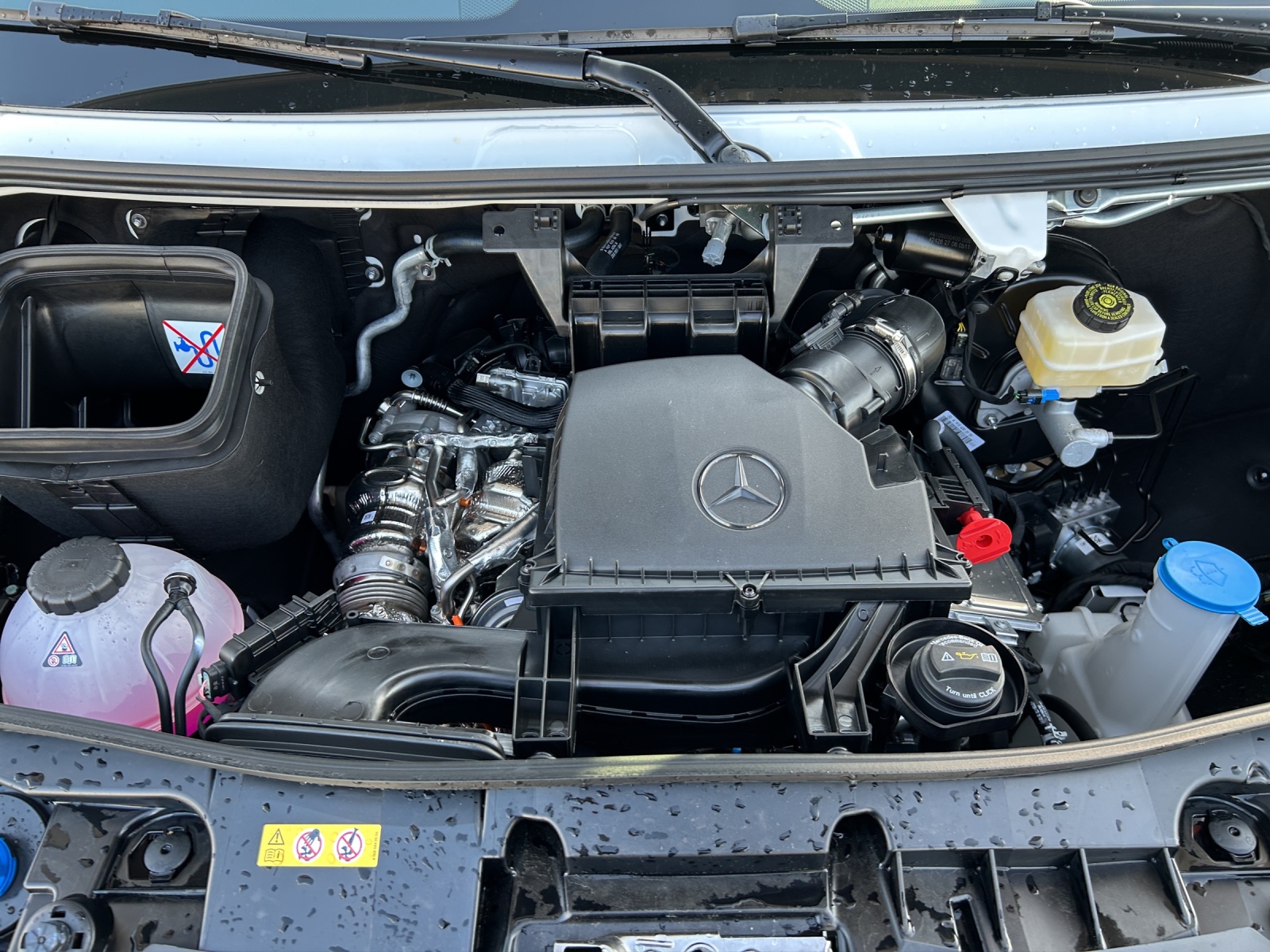 MERCEDES-BENZ Sprinter 319 CDI Standard 9G-TRONIC-image-11