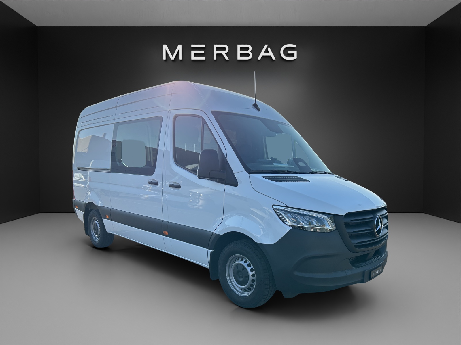 MERCEDES-BENZ Sprinter 319 CDI Standard 9G-TRONIC-image-0