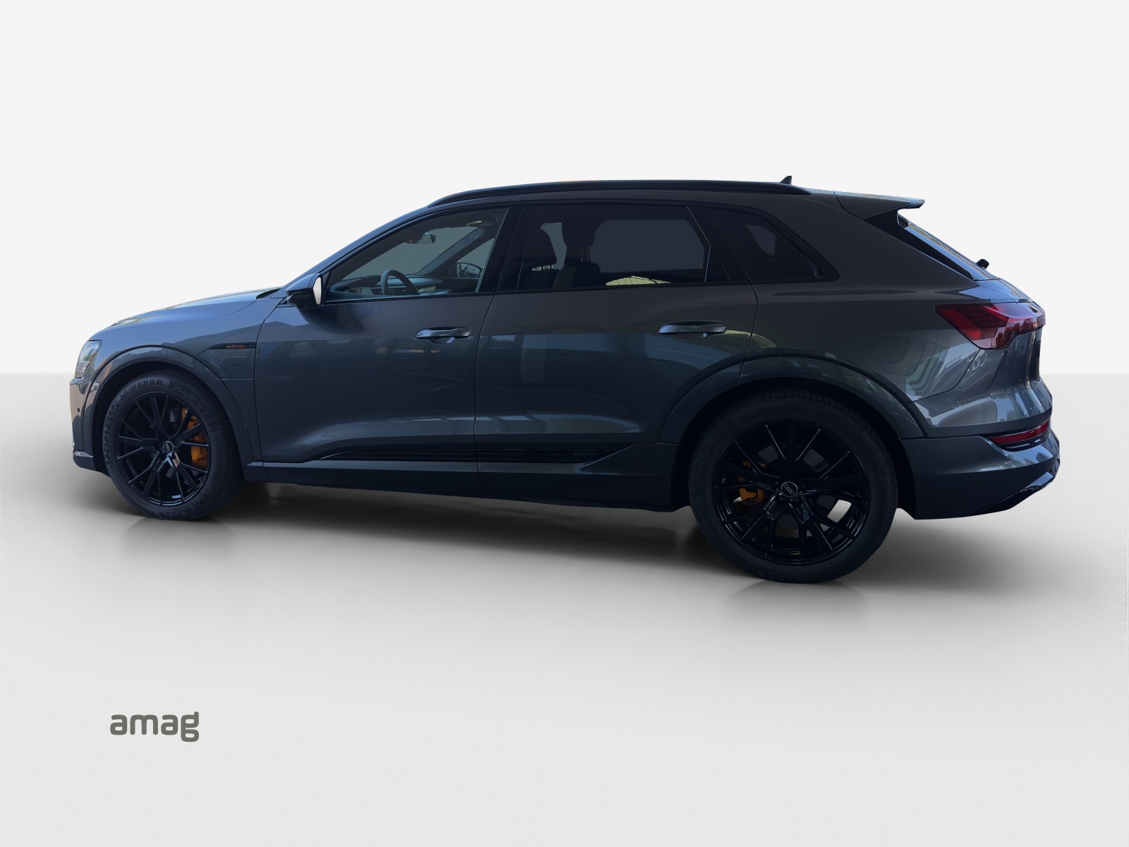 AUDI e-tron 55 S Line Black Edition quattro-image-1