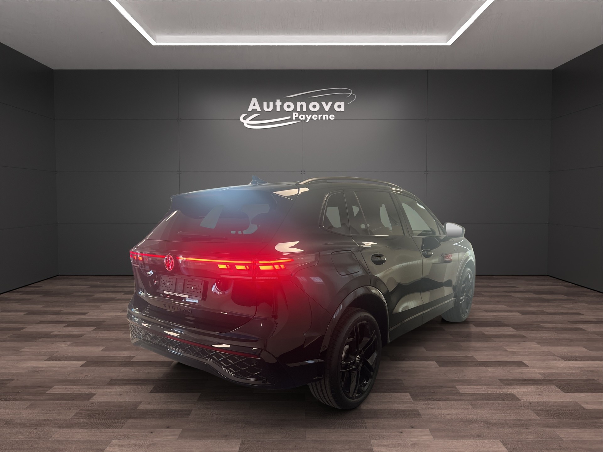 VW Tiguan 1.5 TSI evo2 eHybrid R-Line DSG-image-12