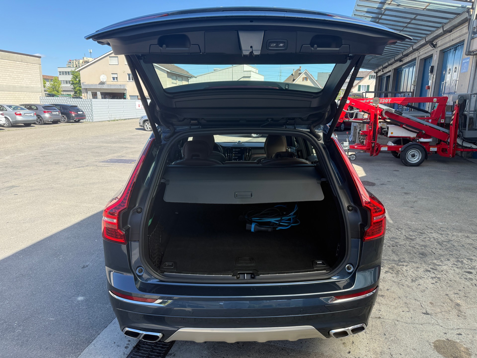 VOLVO XC60 T8 eAWD Inscription Geartronic-image-7
