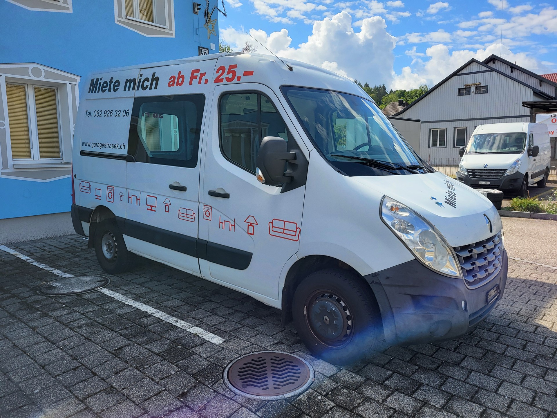 RENAULT Master T33 2.3dCi L1H2-image-1