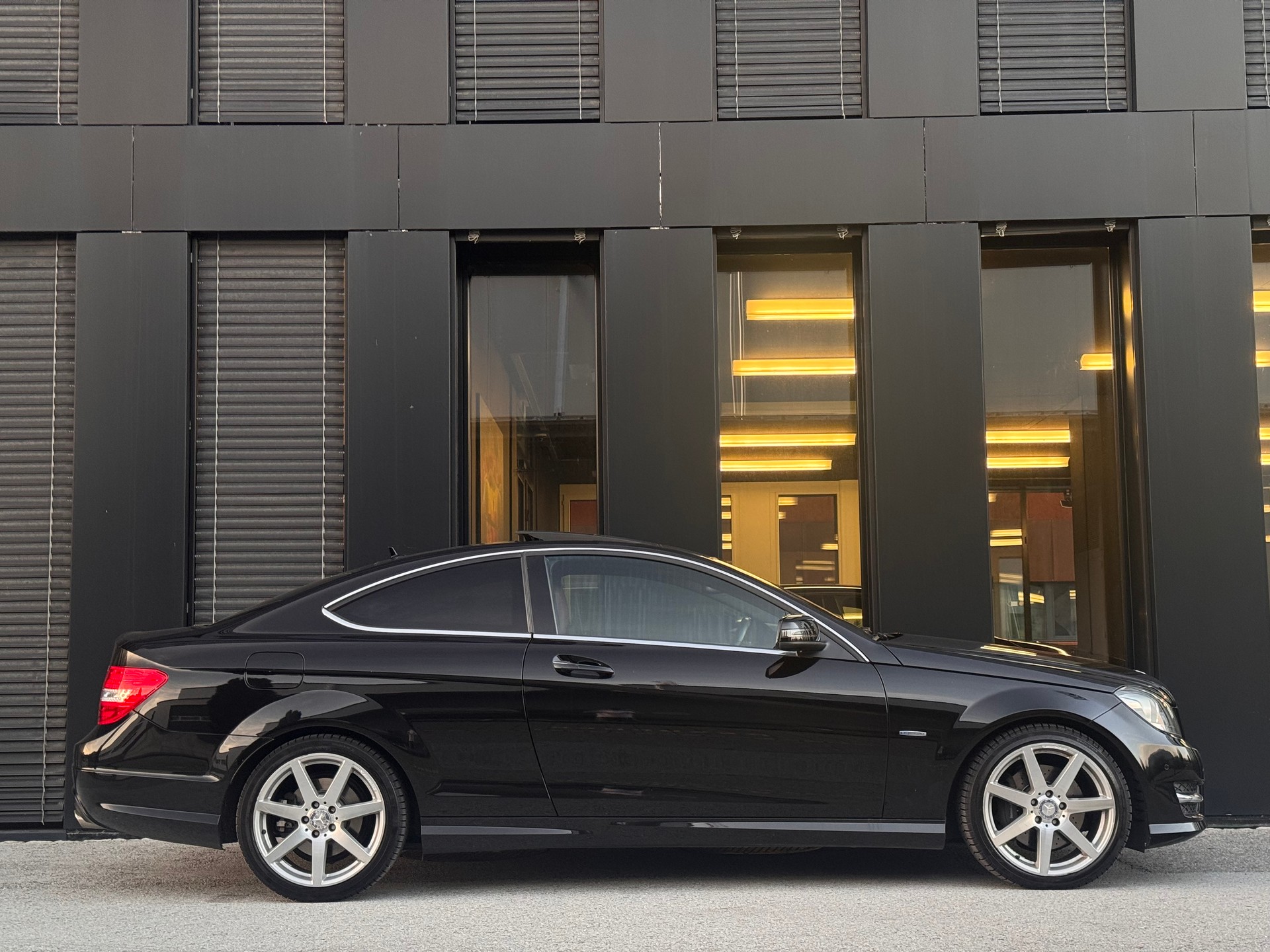 MERCEDES-BENZ C 350 Coupé 7G-Tronic-image-9