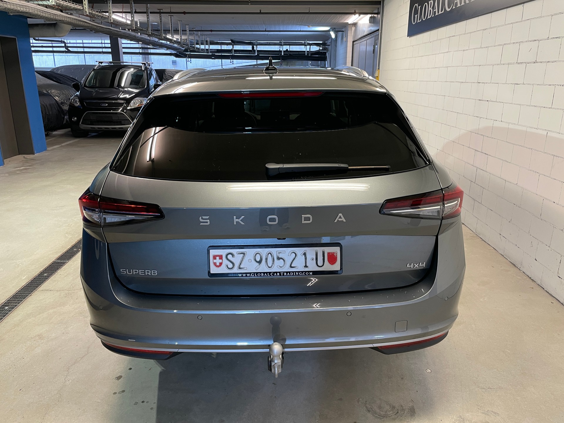SKODA Superb Combi 2.0 TDi L&K 4x4 DSG-image-5