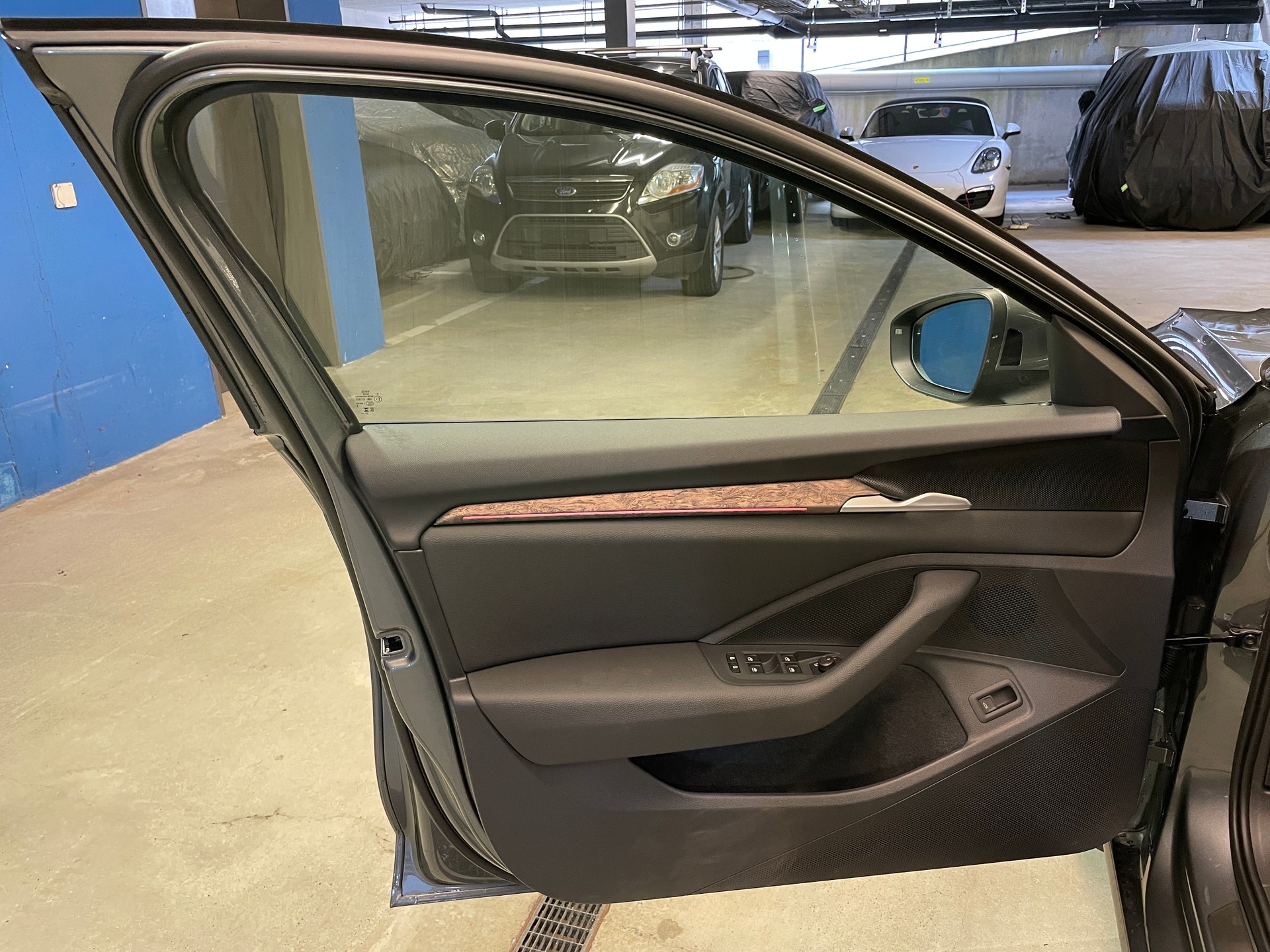 SKODA Superb Combi 2.0 TDi L&K 4x4 DSG-image-12