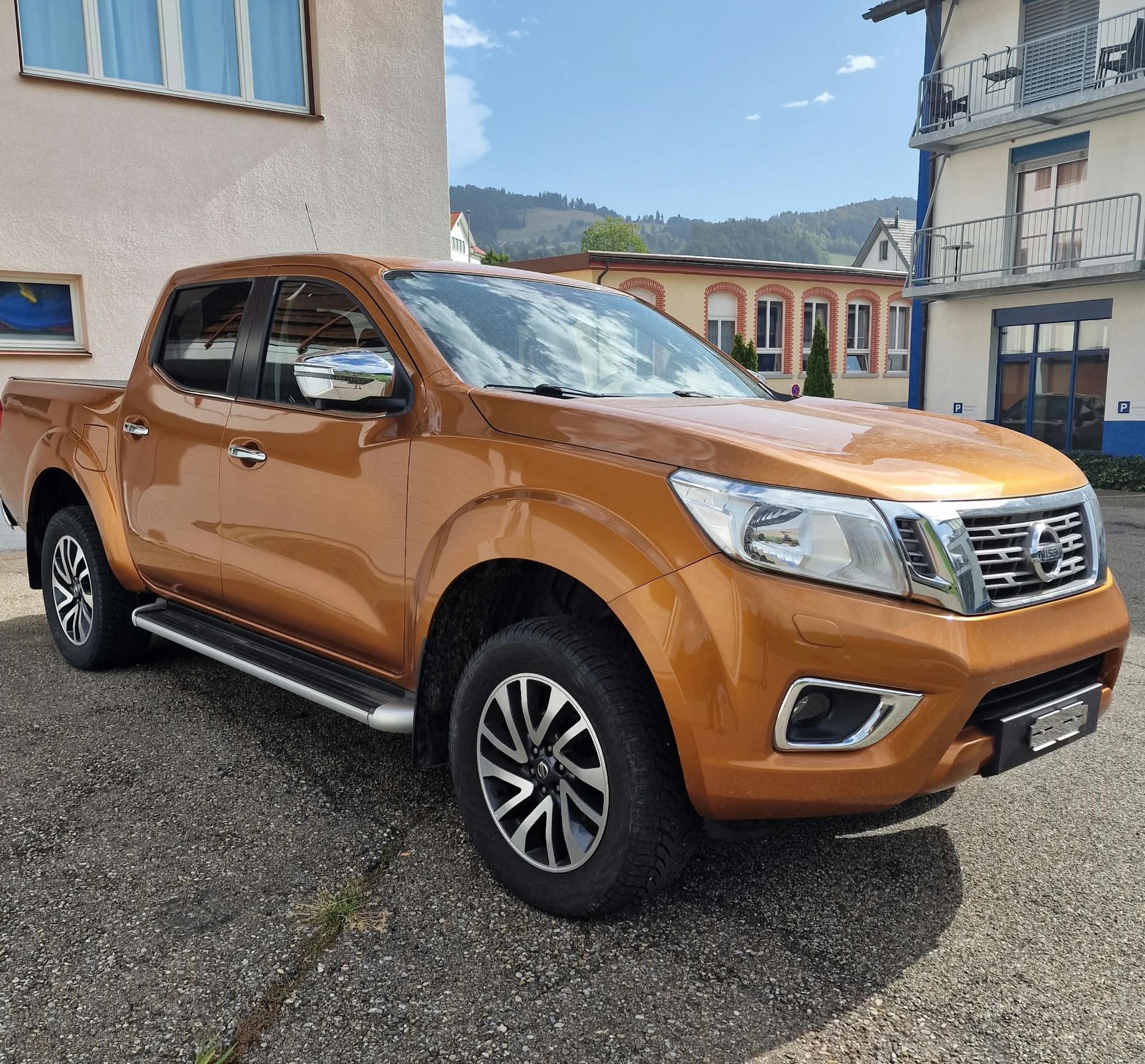 NISSAN 2.3 dCi Double Cab Tekna-image-0