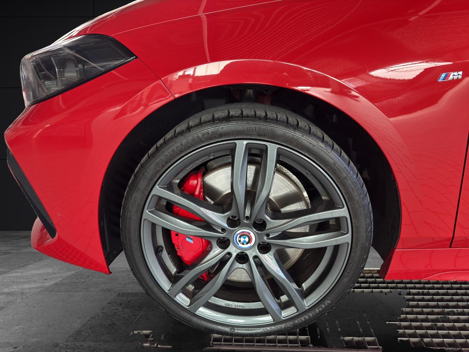 BMW 120d xDrive SAG-image-8
