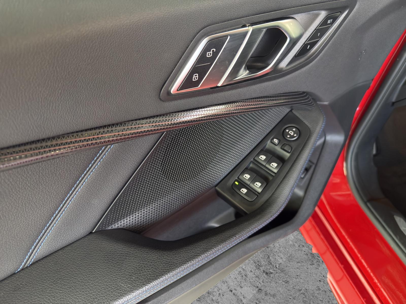 BMW 120d xDrive SAG-image-10