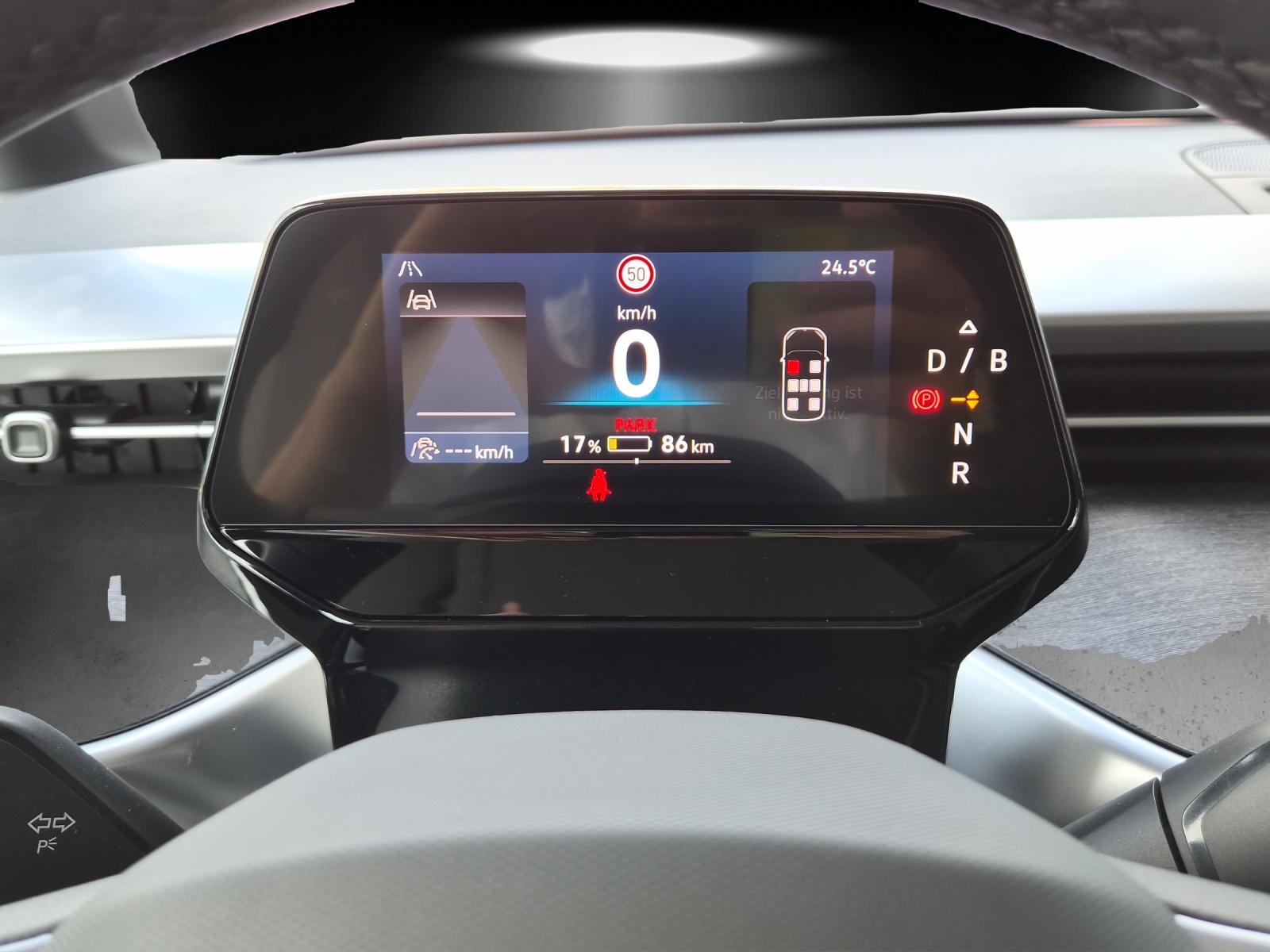 VW ID.Buzz LWB Pro 4 Motion-image-12