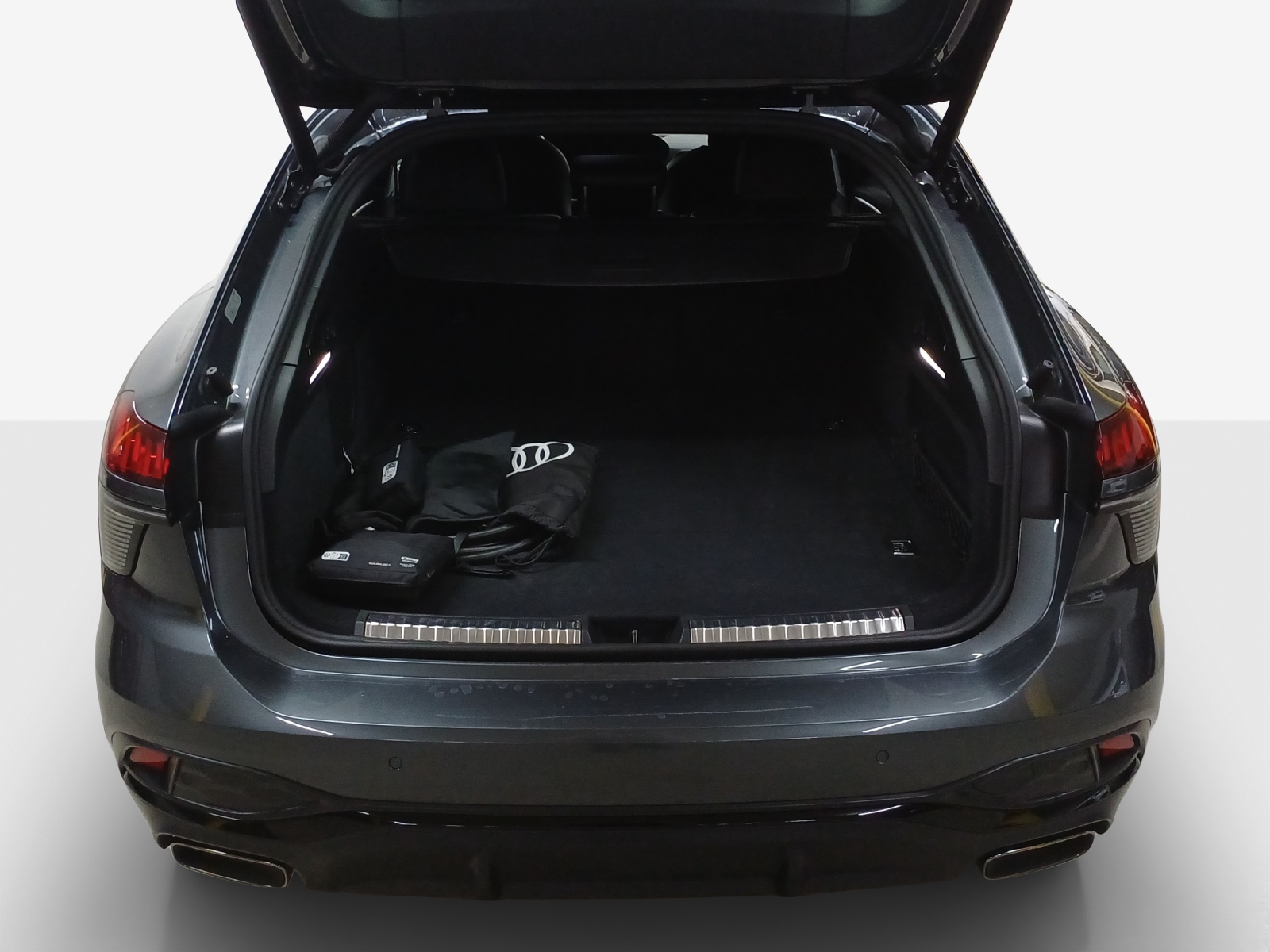 AUDI A6 Avant e-hybrid quattro 220 kW S tronic-image-12