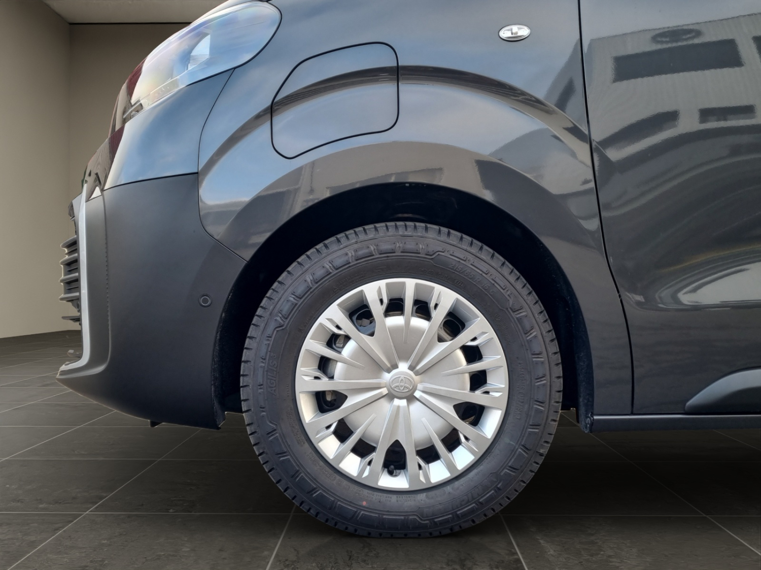 TOYOTA PROACE Van L1 75KWh Advanced-image-13