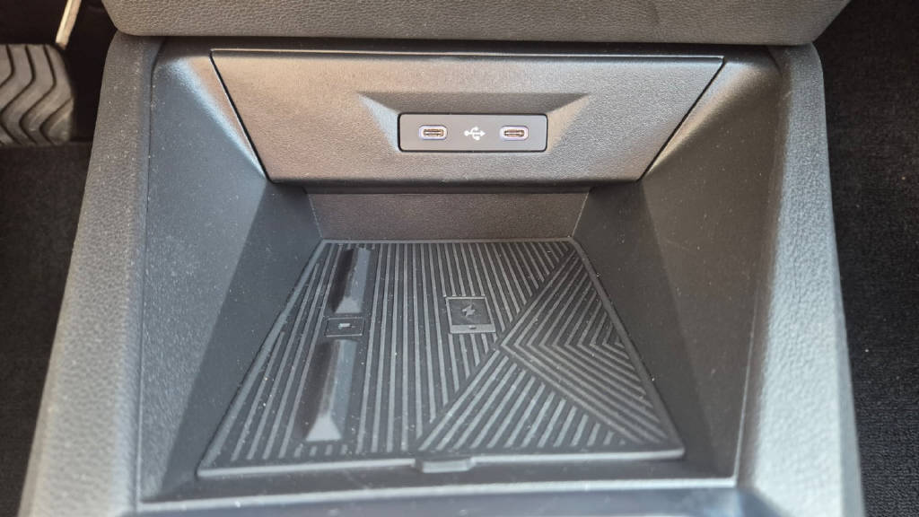 RENAULT CLIO E-TECH FULL HYBRID techno full hybrid E-Tech 160-image-9