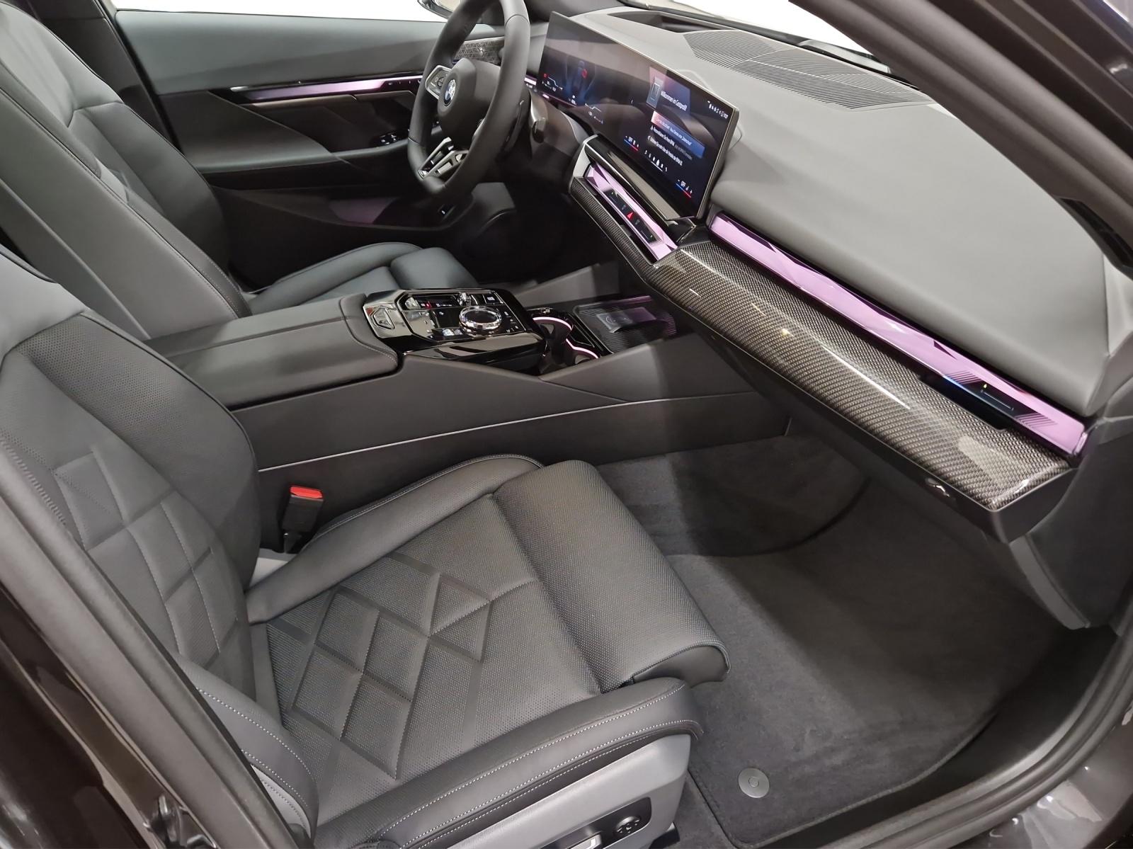 BMW 540d xDrive Touring M Sport Pro-image-13