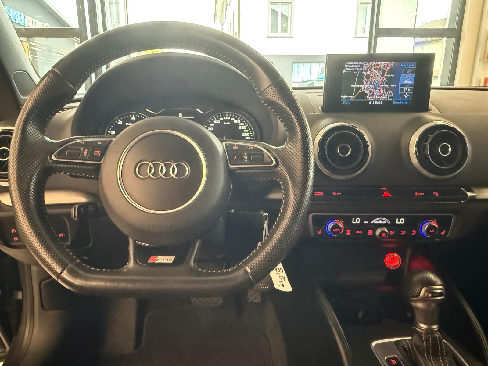 AUDI A3 Cabriolet 1.8 TFSI Ambition S-tronic-image-20