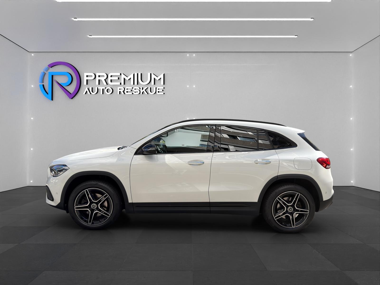 MERCEDES-BENZ GLA 250 4Matic Style 8G-DCT-image-2