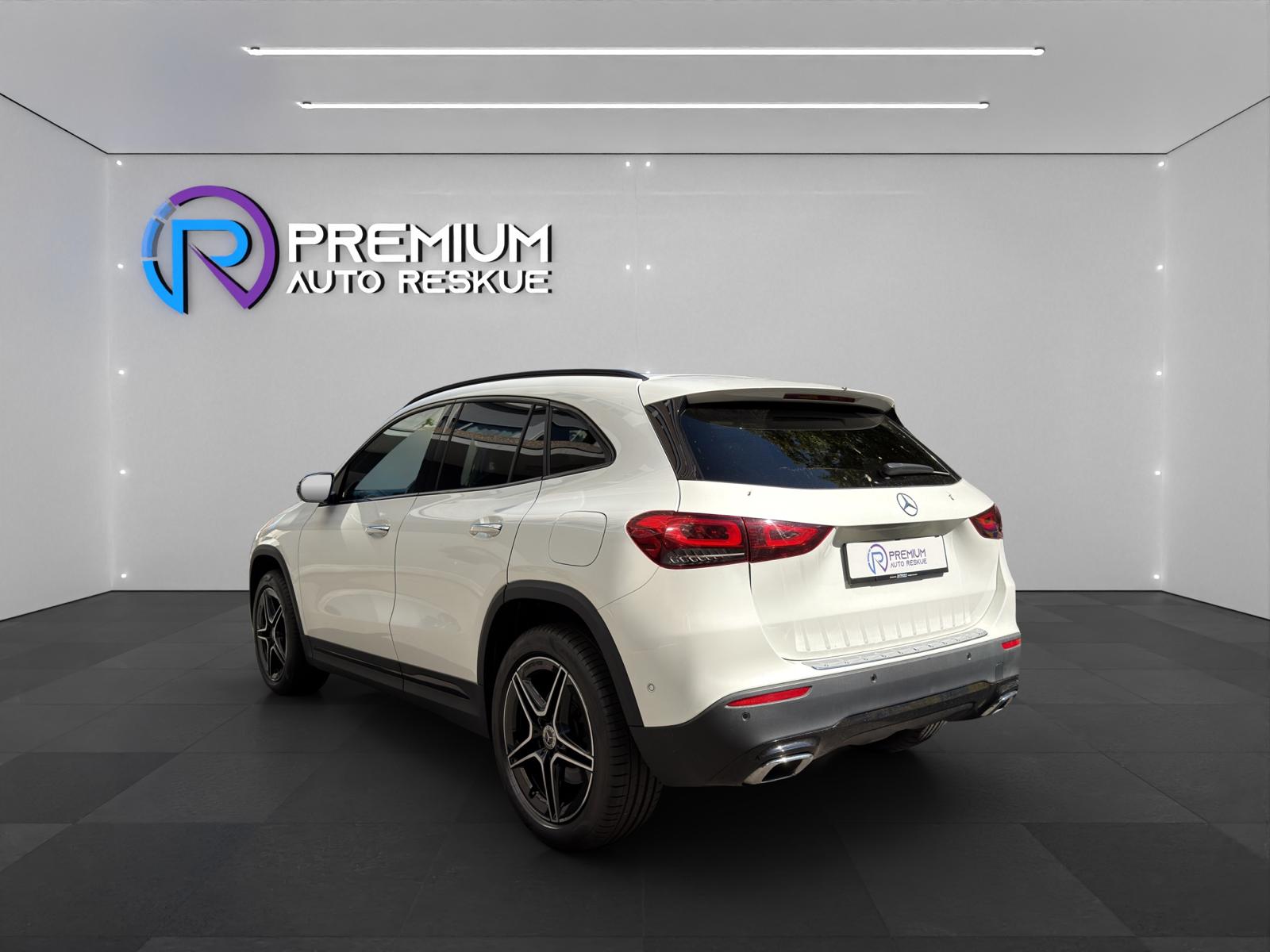 MERCEDES-BENZ GLA 250 4Matic Style 8G-DCT-image-3