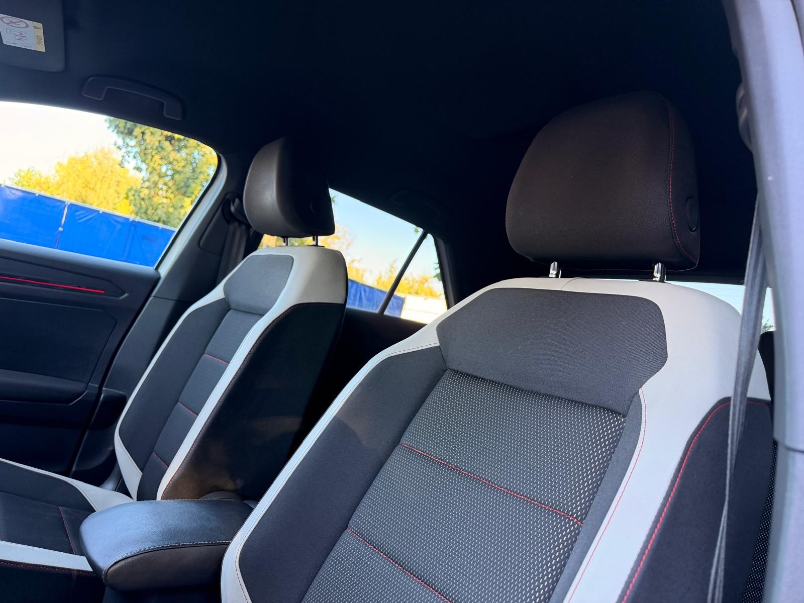 VW T-Roc 2.0 TDI SCR Advance DSG 4Motion-image-9