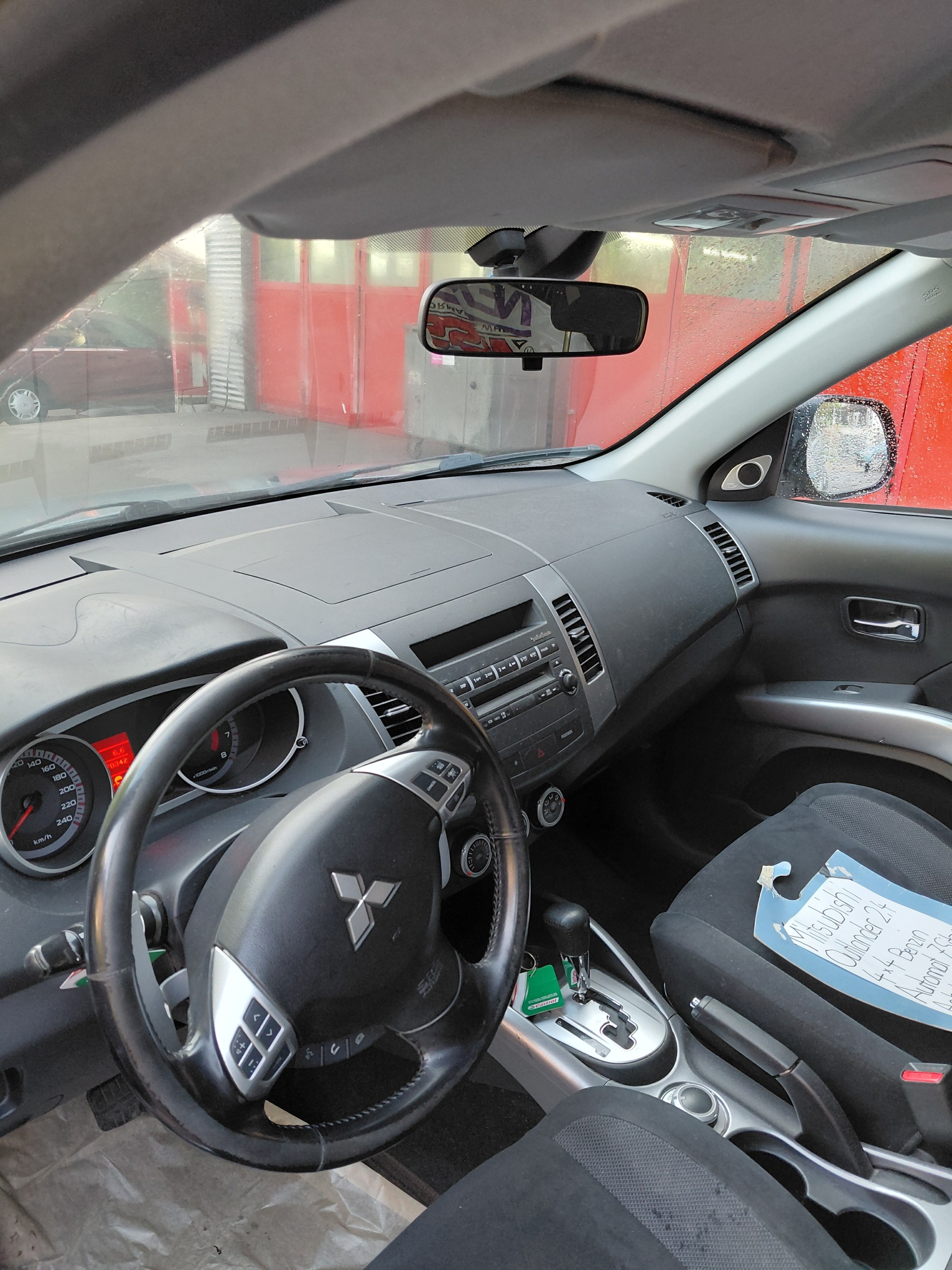 MITSUBISHI Outlander 2.4 Invite 4WD-image-5
