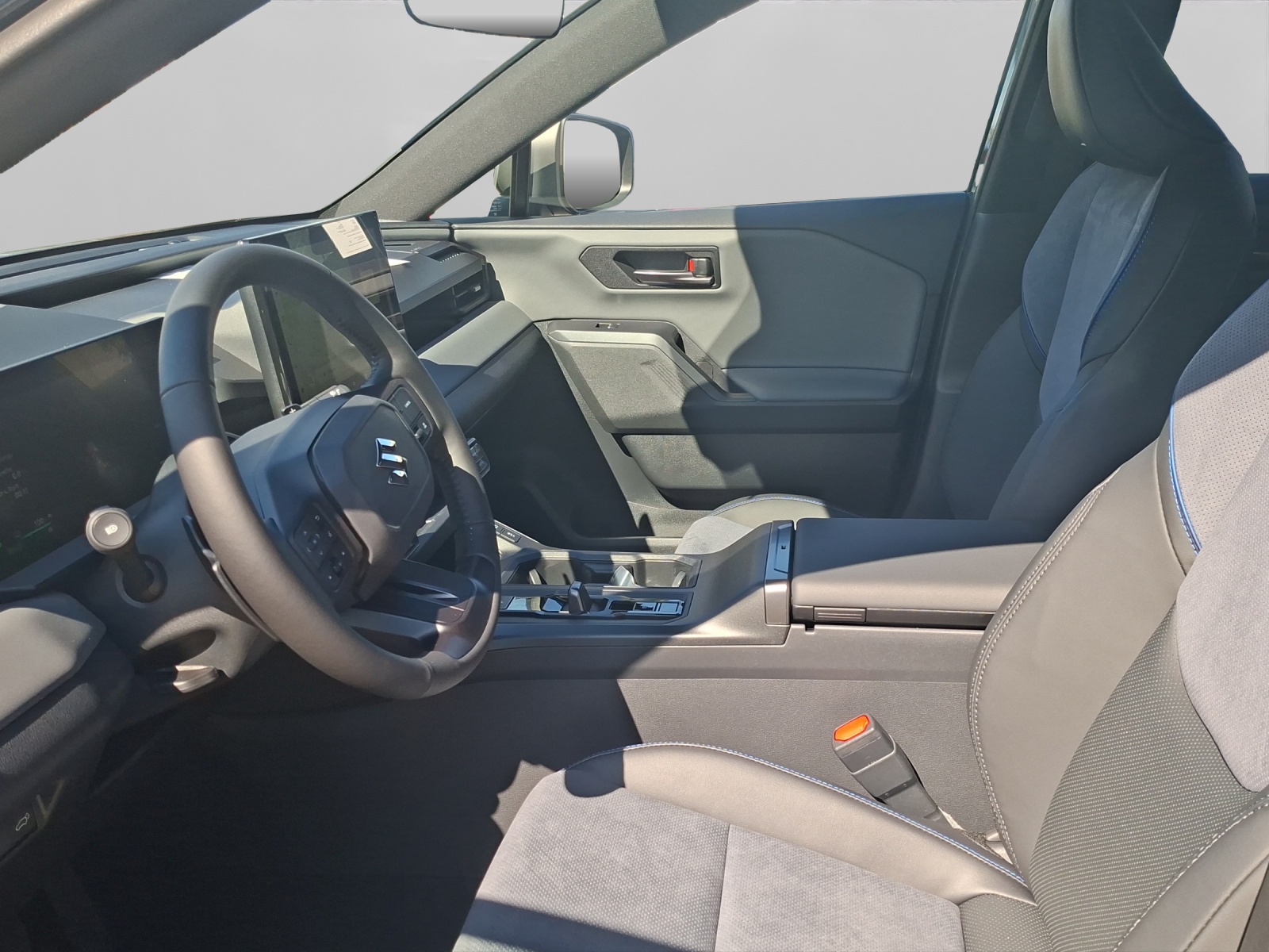 SUZUKI Across 2.5 PHEV Compact Top 4x4-image-9