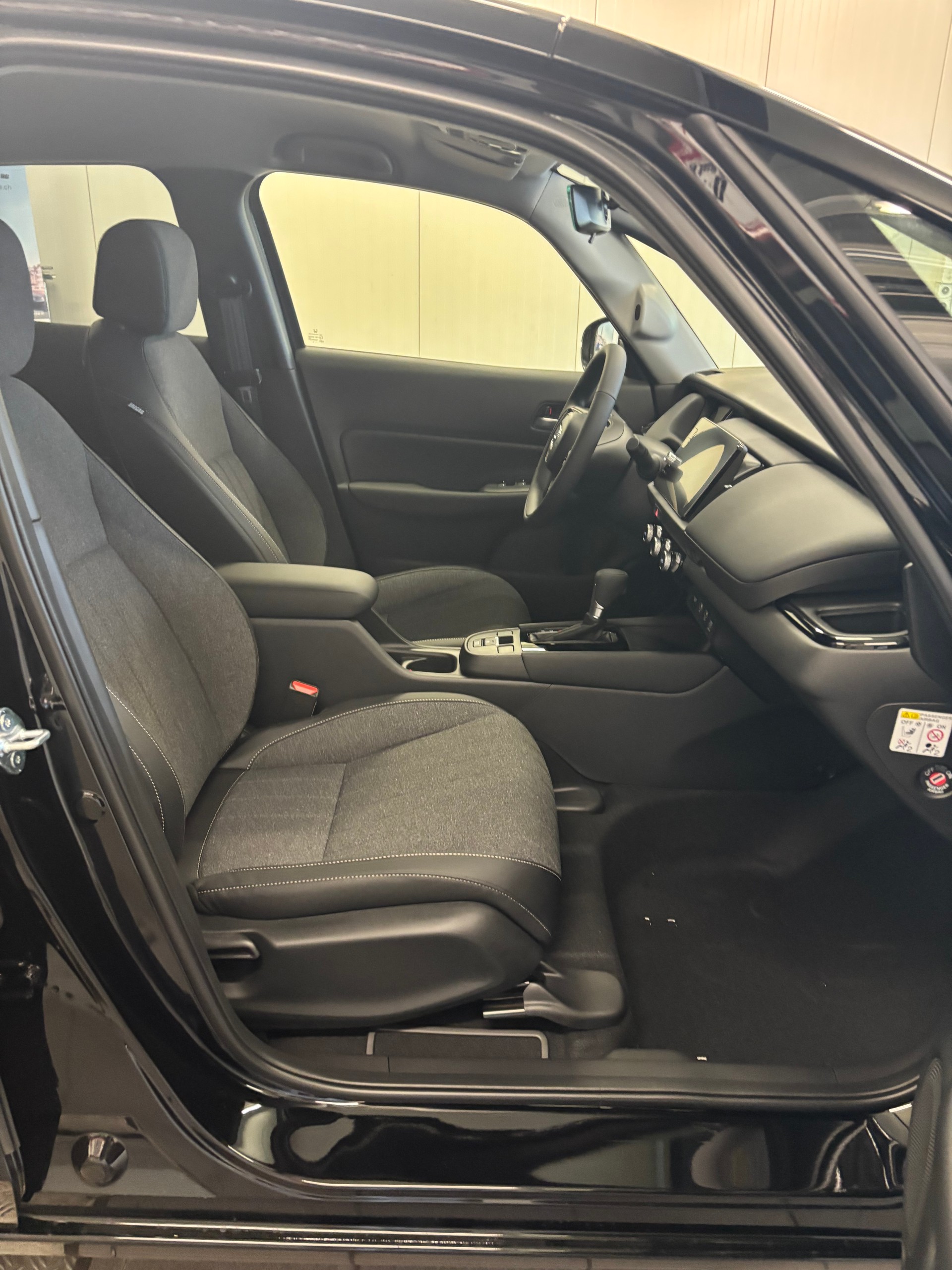 HONDA Jazz 1.5i-MMD Advance E-CVT-image-11