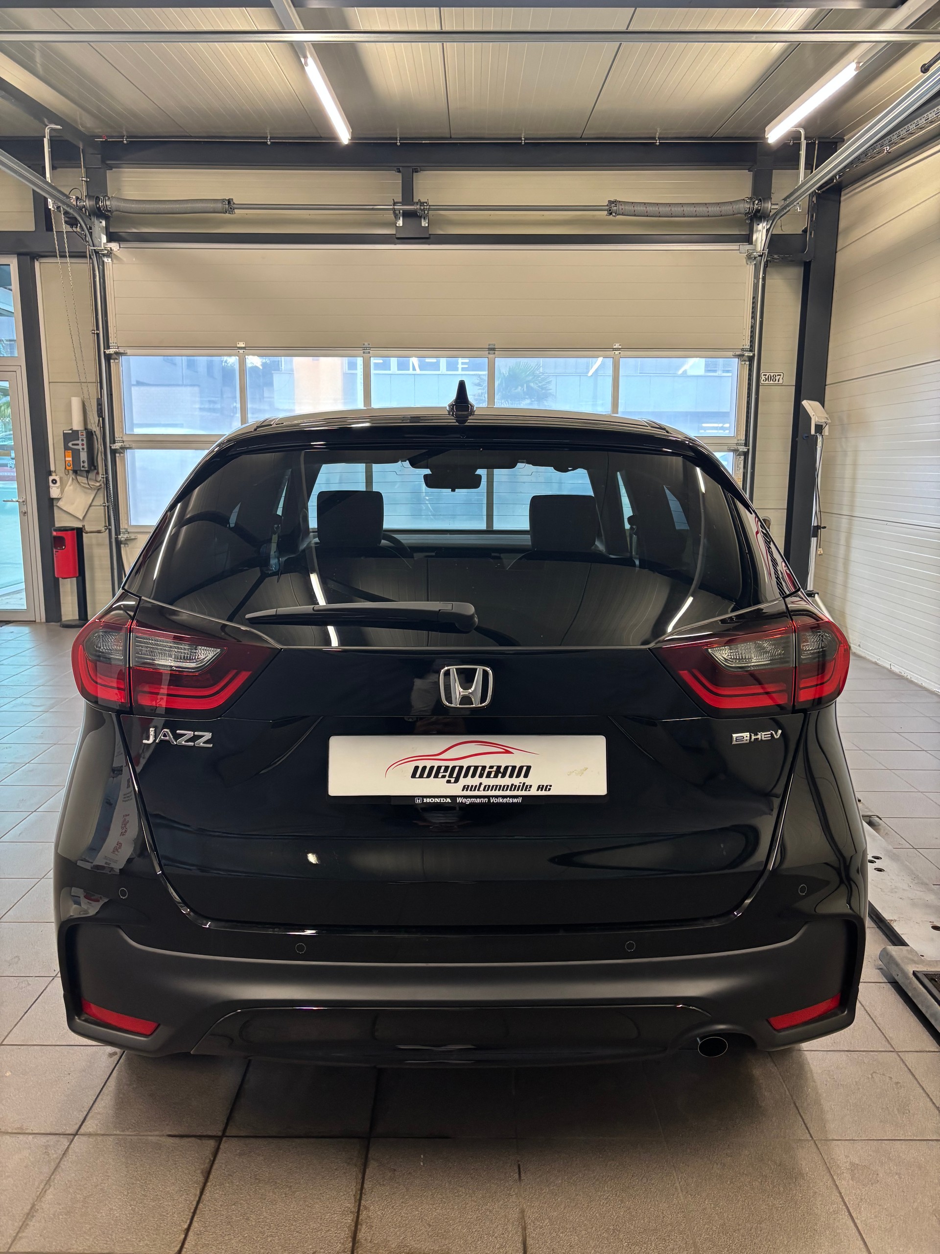 HONDA Jazz 1.5i-MMD Advance E-CVT-image-4