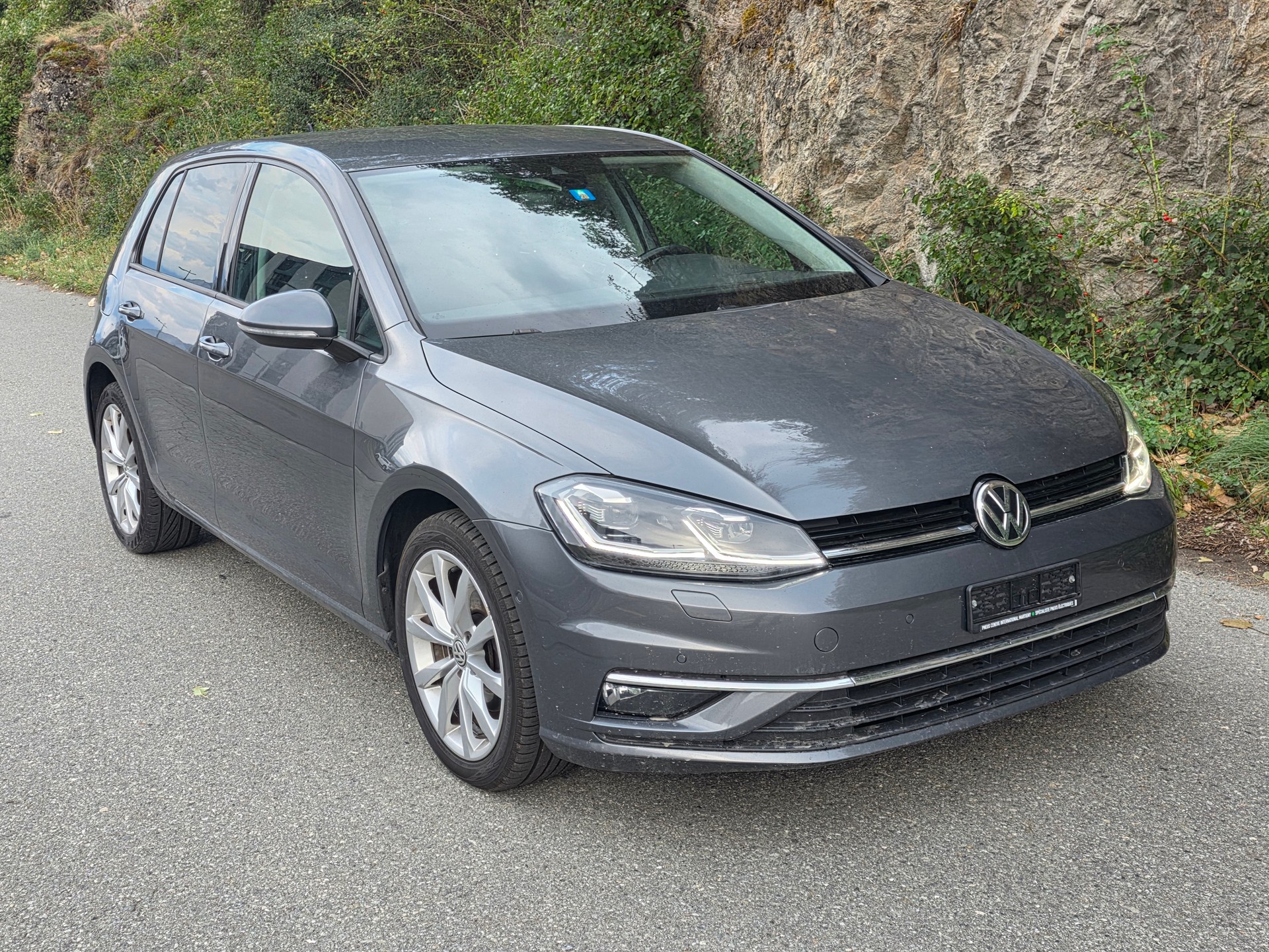 VW Golf 2.0 TDI Highline Swiss Line Limited 4M DSG-image-5