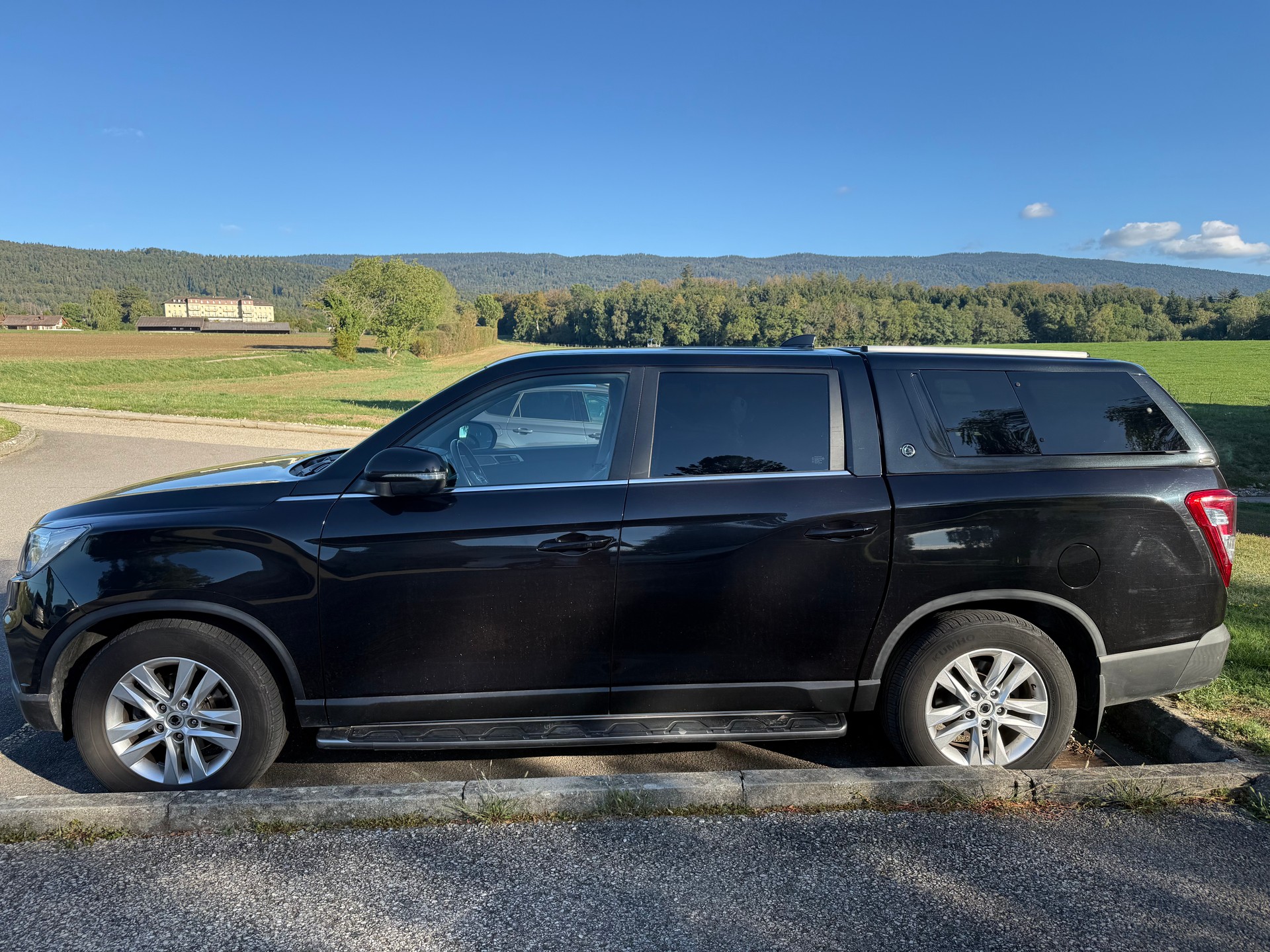 KGM-SsangYong 2.2 e-XDI Sapphire-image-1