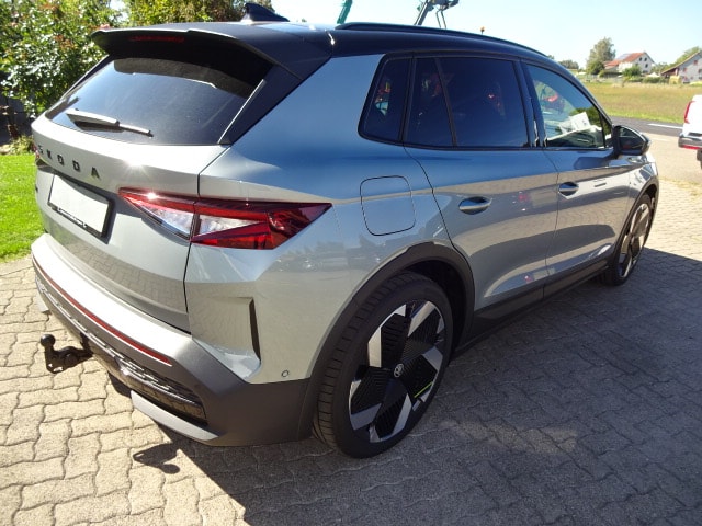 SKODA Elroq RS 4x4-image-4