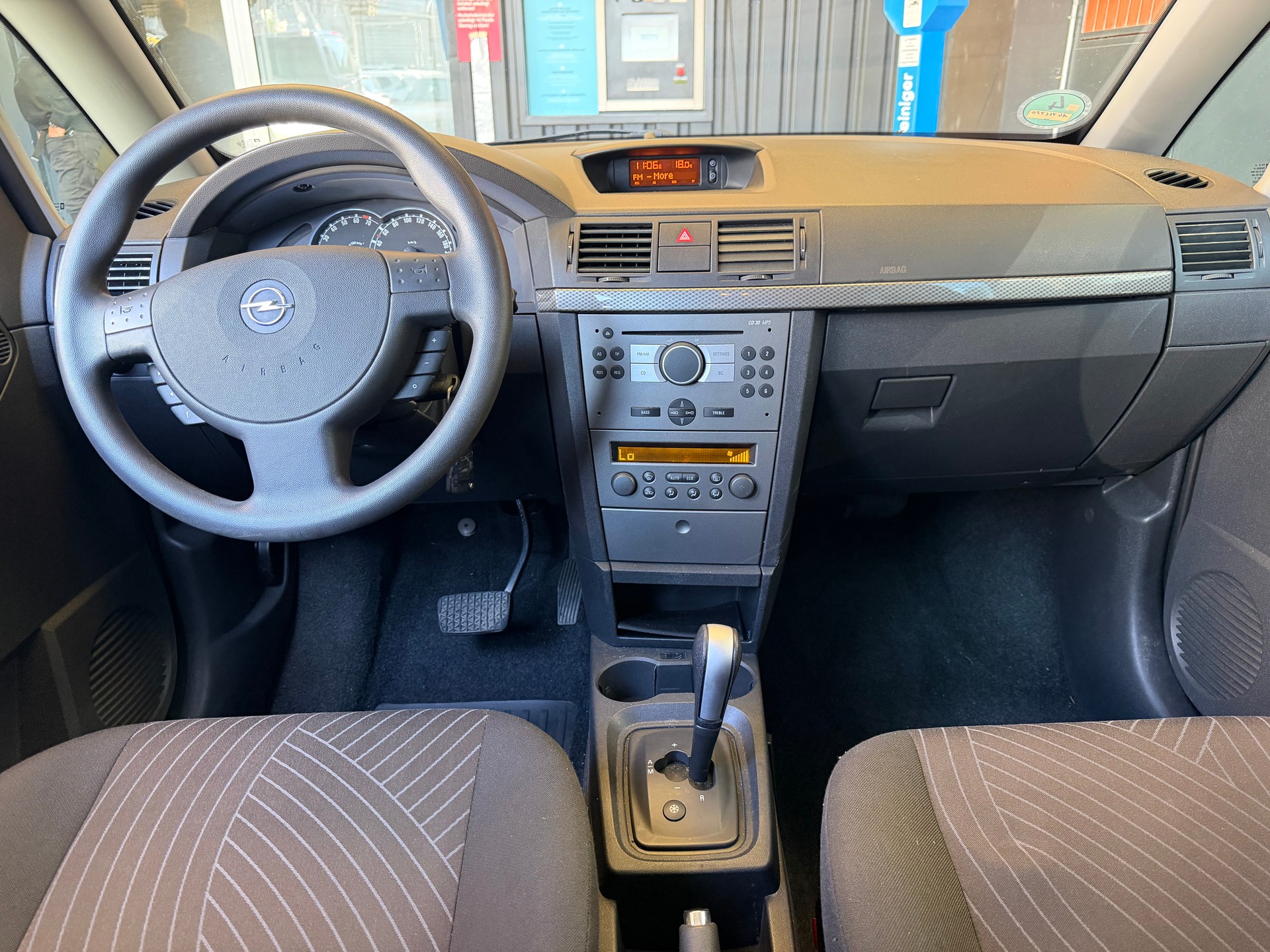 OPEL Meriva 1.6i-16 TP Enjoy-image-4