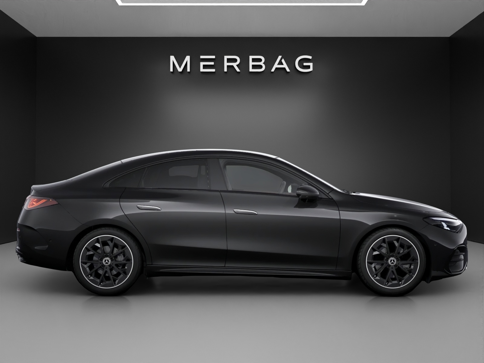 MERCEDES-BENZ CLA 200 8G-DCT 4Matic-image-1