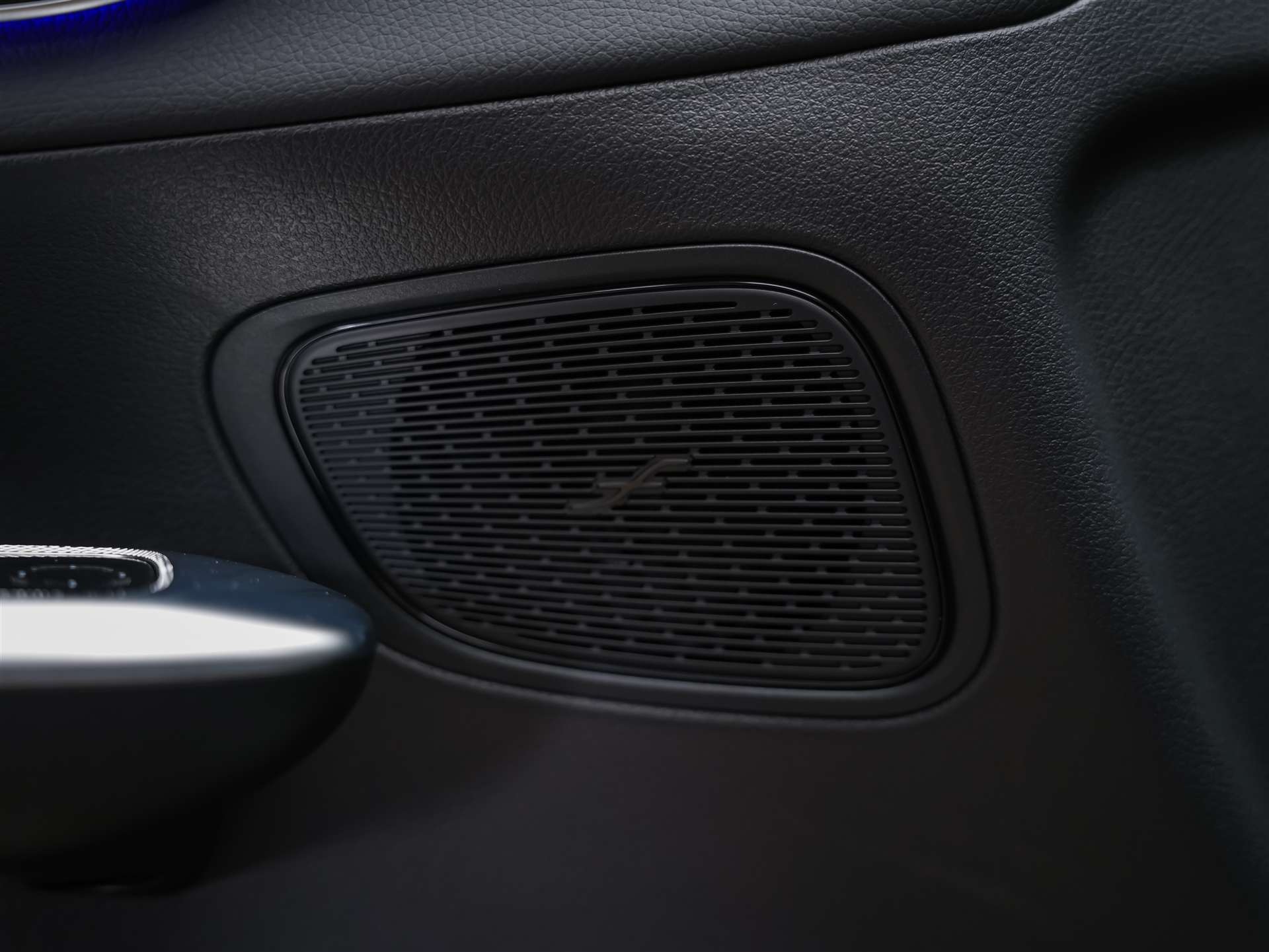 MERCEDES-BENZ GLC 300 4Matic AMG Line 9G-Tronic *Facelift*21" Felgen*Panorama*AHK*360° Kamera*-image-26