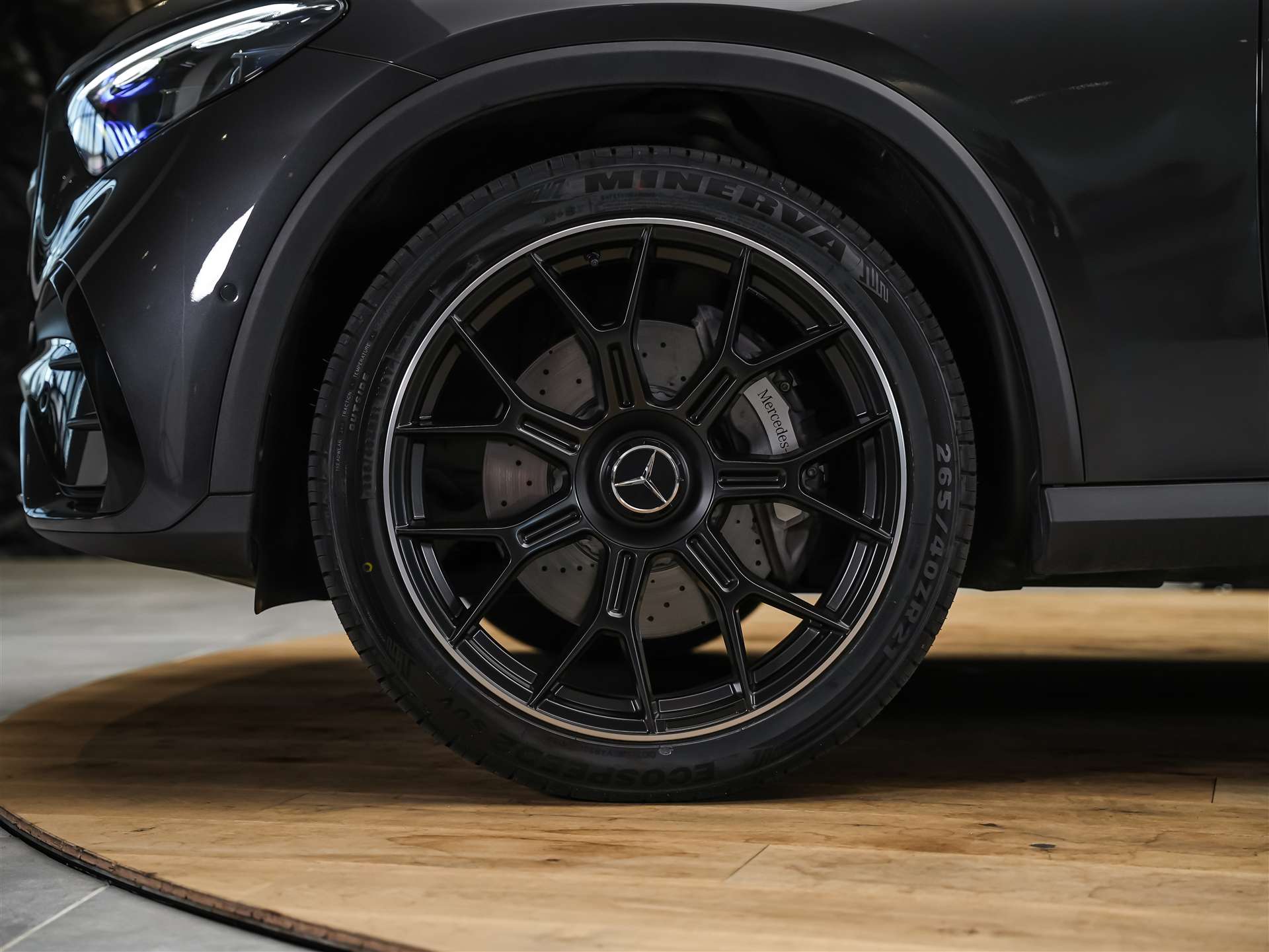 MERCEDES-BENZ GLC 300 4Matic AMG Line 9G-Tronic *Facelift*21" Felgen*Panorama*AHK*360° Kamera*-image-18