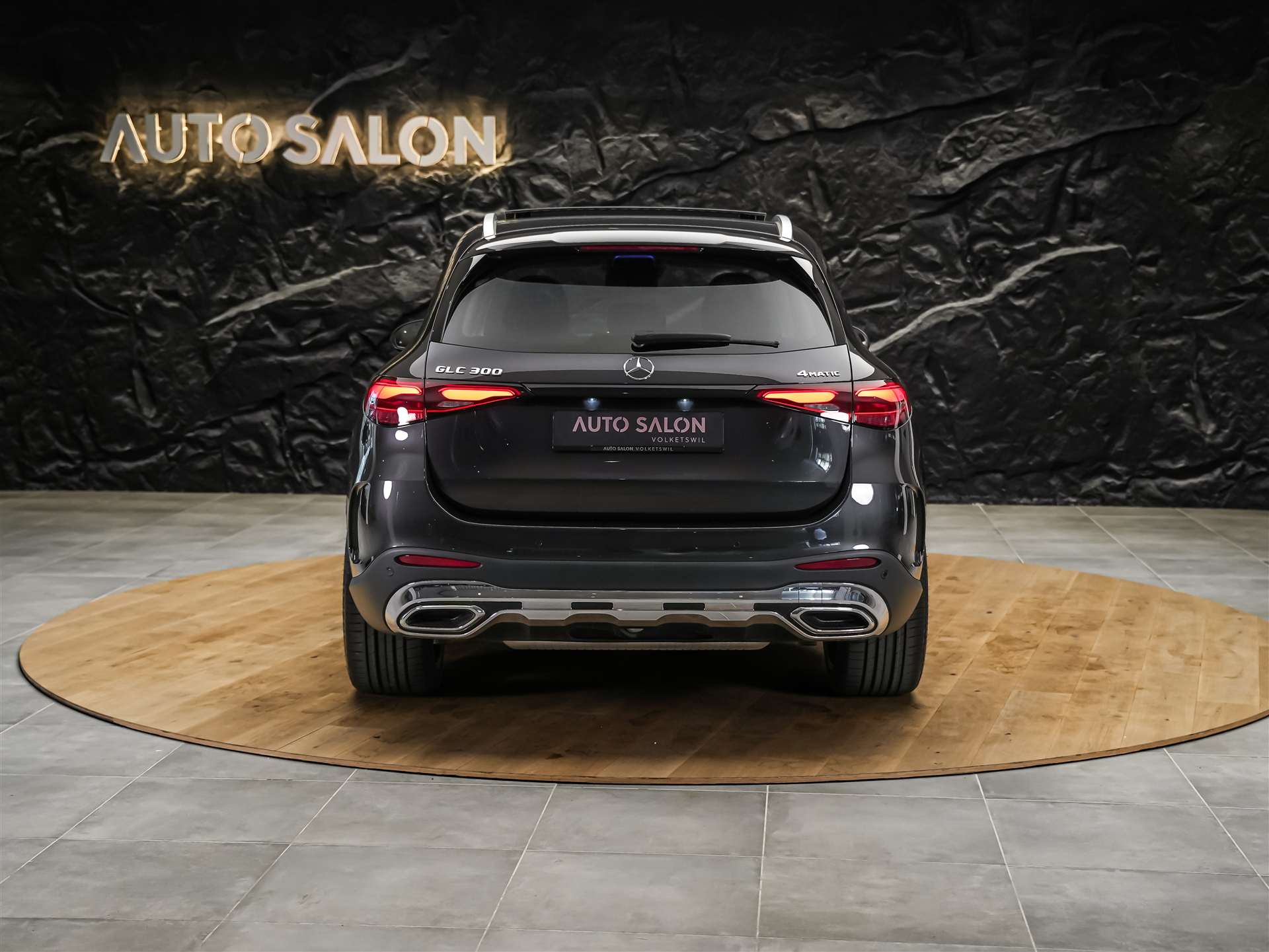 MERCEDES-BENZ GLC 300 4Matic AMG Line 9G-Tronic *Facelift*21" Felgen*Panorama*AHK*360° Kamera*-image-4