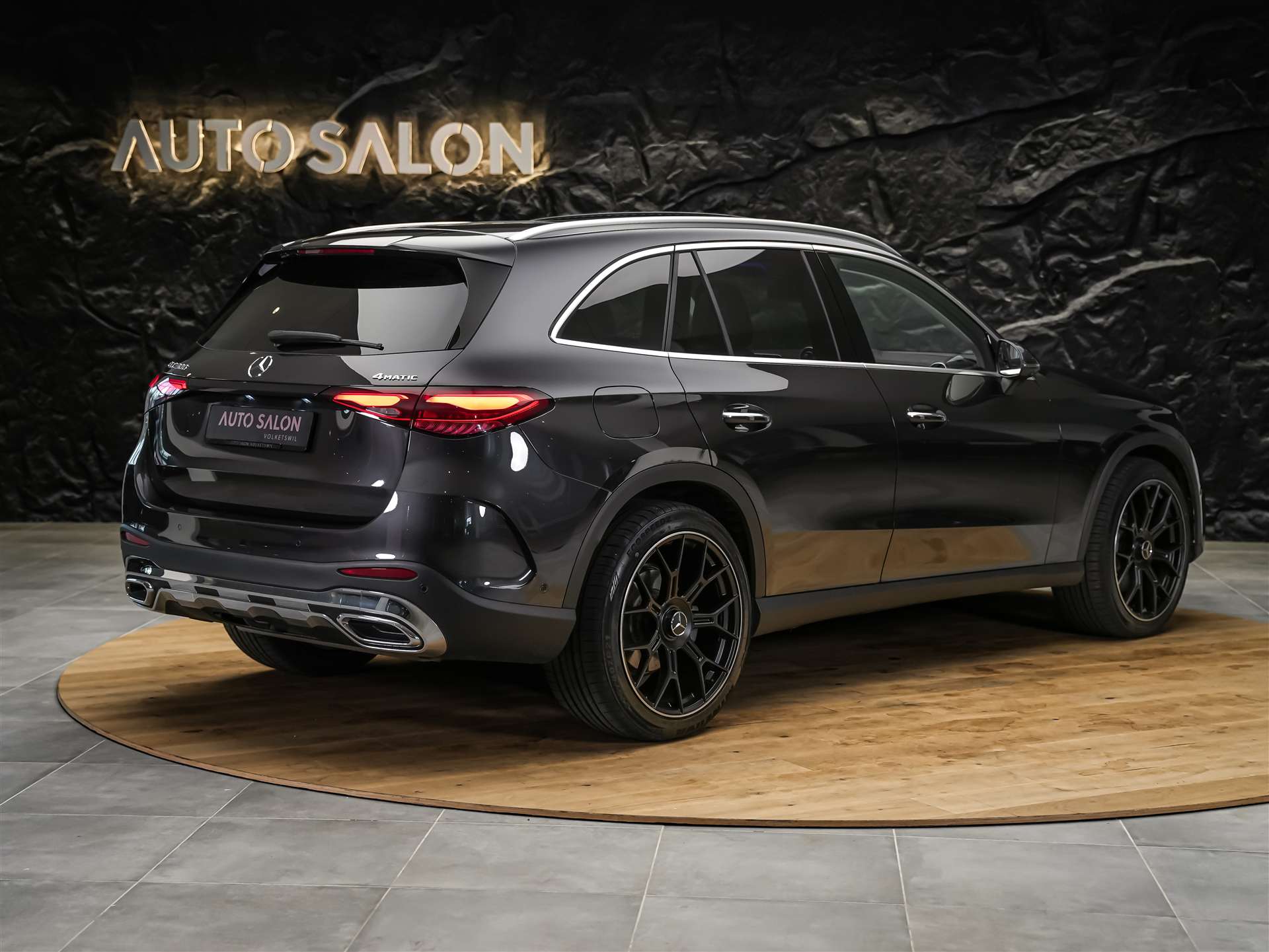 MERCEDES-BENZ GLC 300 4Matic AMG Line 9G-Tronic *Facelift*21" Felgen*Panorama*AHK*360° Kamera*-image-5