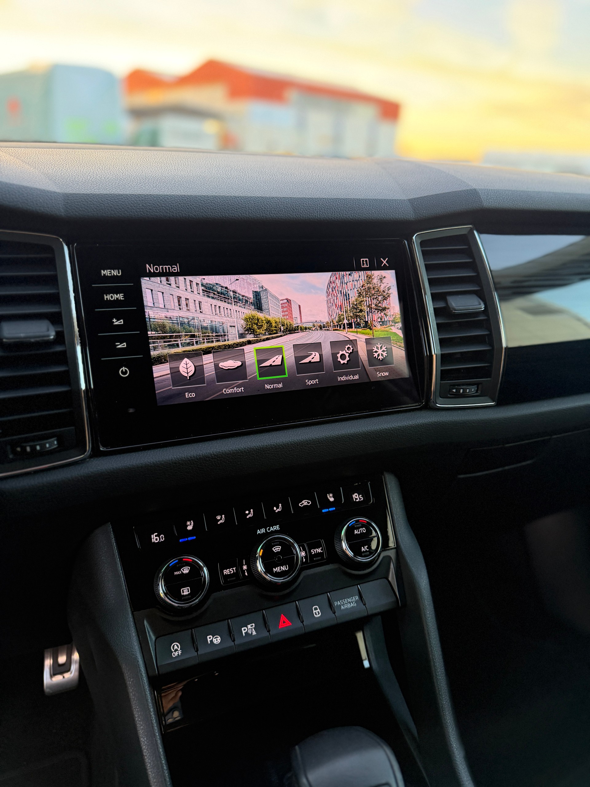 SKODA Kodiaq 2.0 TSI Style DSG 4x4-image-12