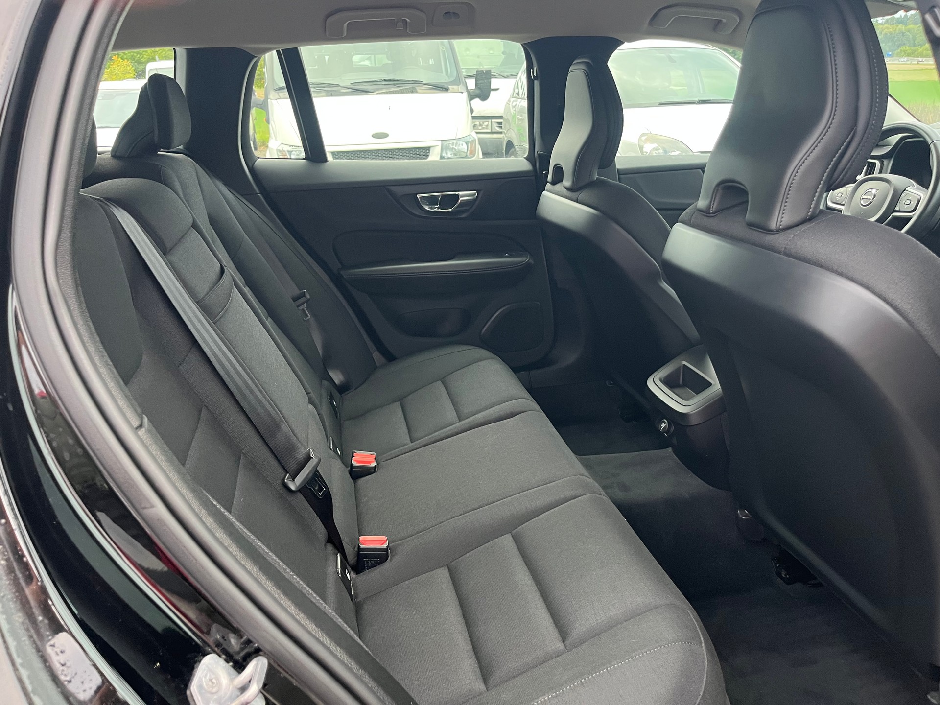 VOLVO V60 D3 Momentum-image-14