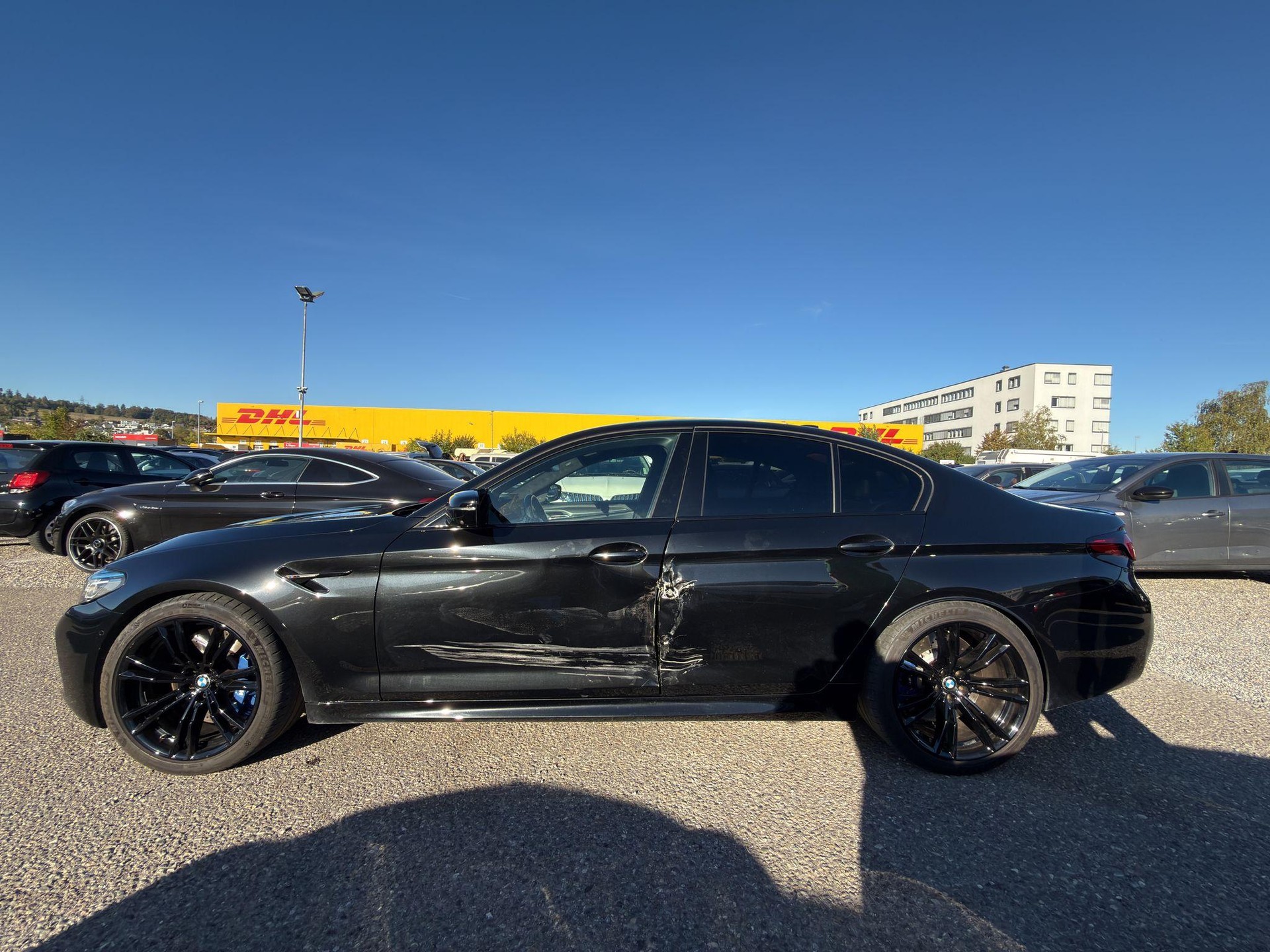 BMW M5 Competition xDrive-image-12