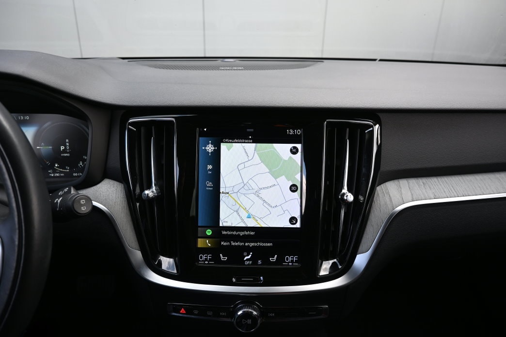 VOLVO V60 T6 eAWD Twin Engine Inscription Geartronic-image-10