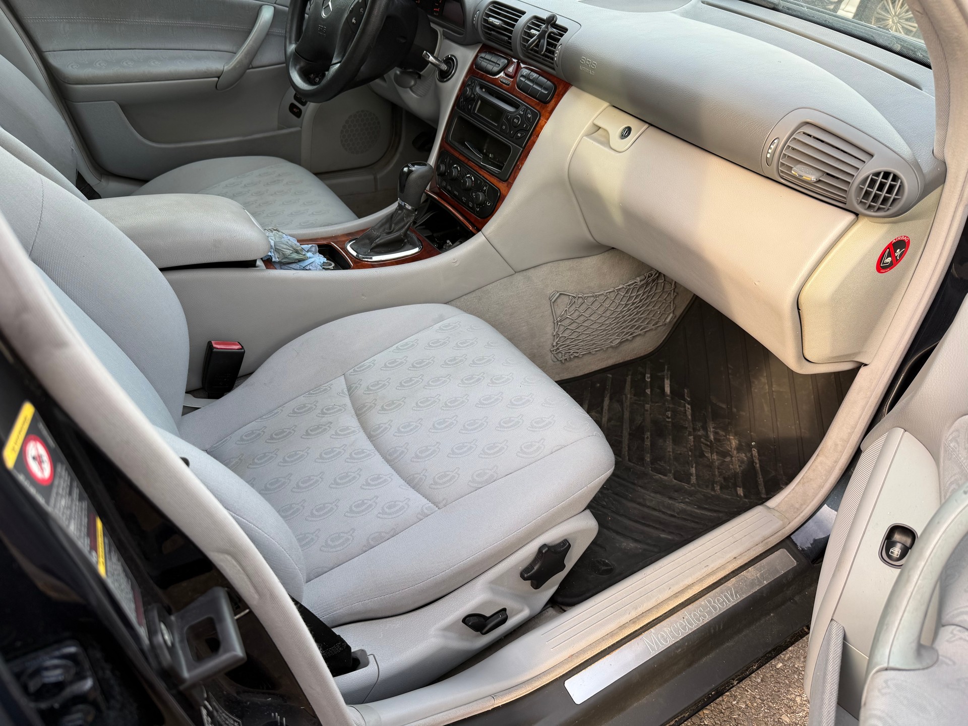 MERCEDES-BENZ C 200 Kompressor Classic-image-7
