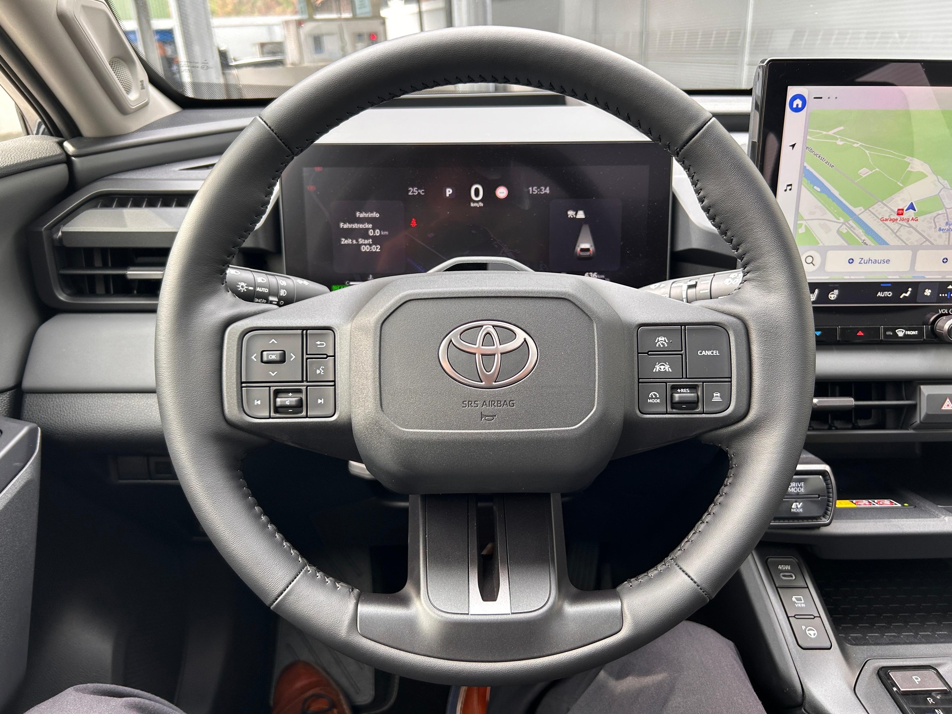 TOYOTA RAV4 2.5 HEV Premium-image-8
