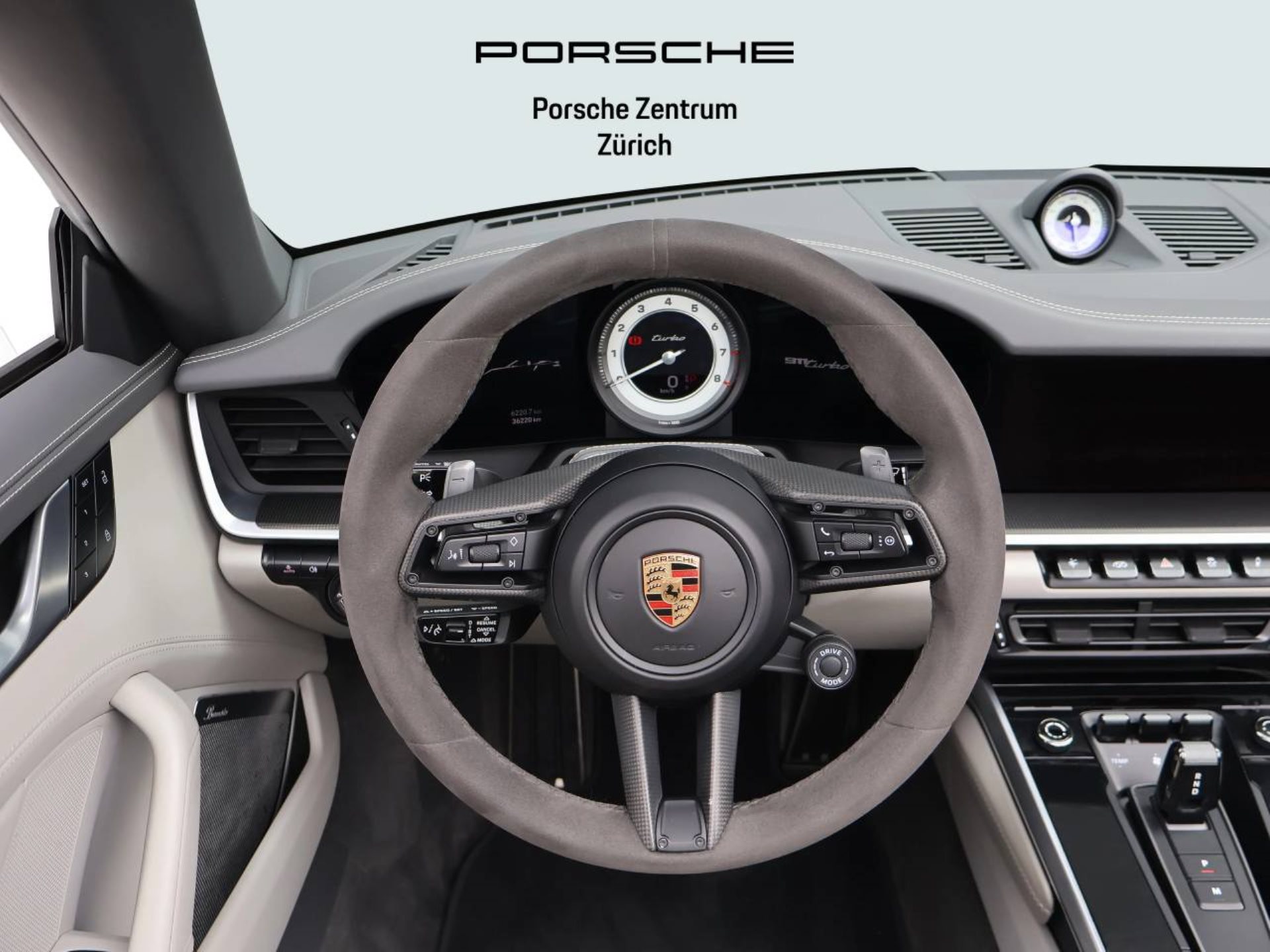 PORSCHE 911 Turbo Cabriolet-image-13