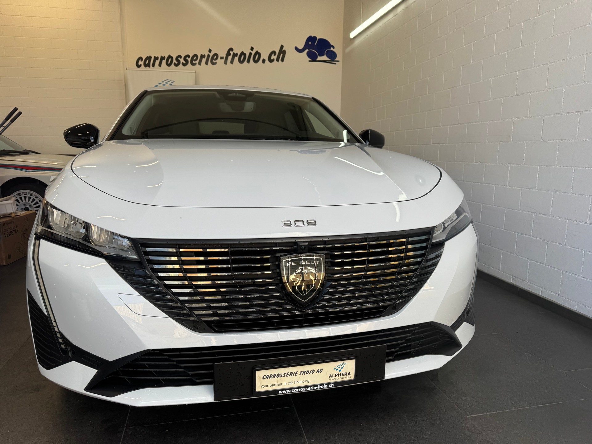 PEUGEOT 308 e SW Allure 54kWh