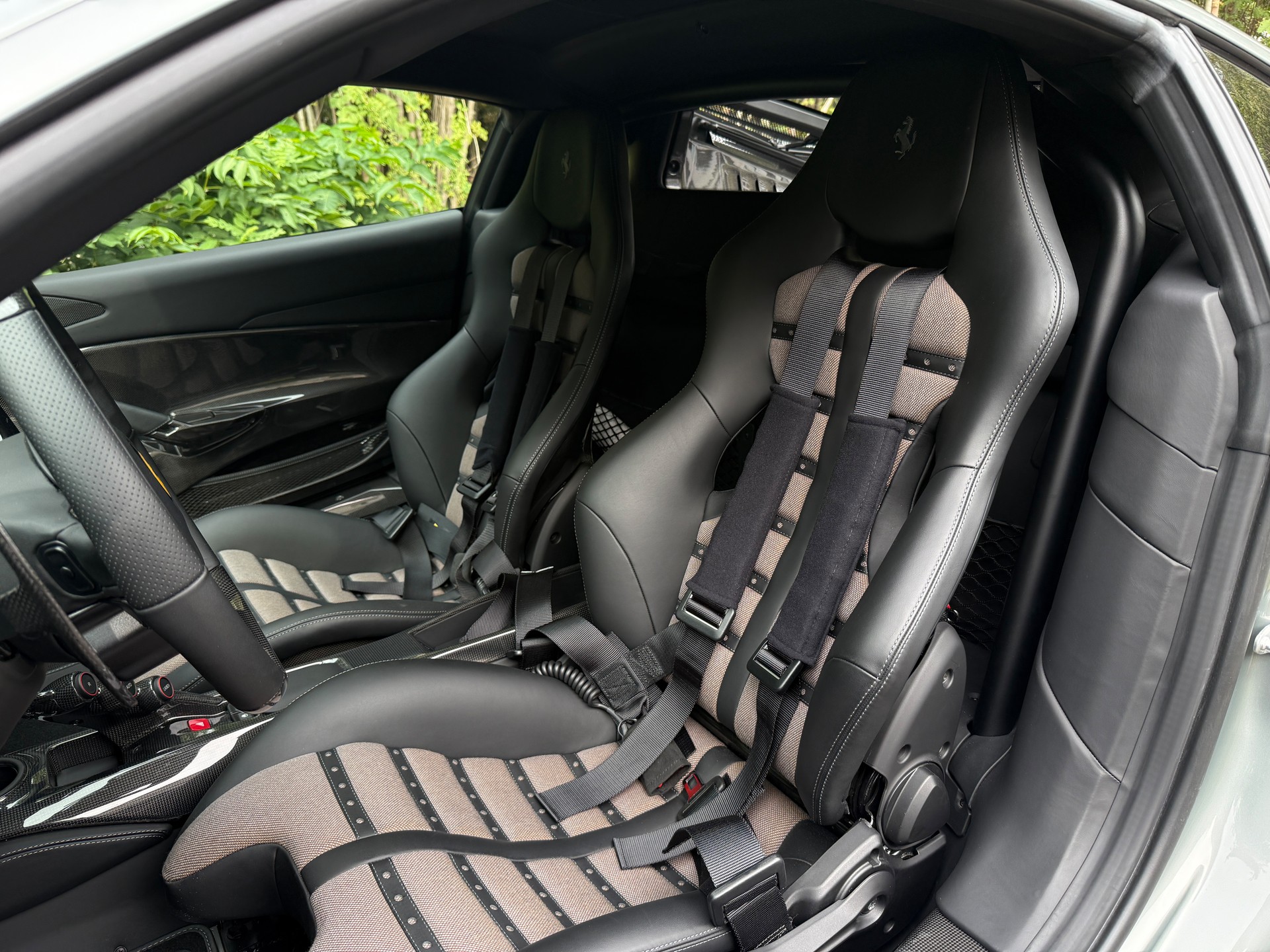 FERRARI 488 Pista 3.9 V8-image-5